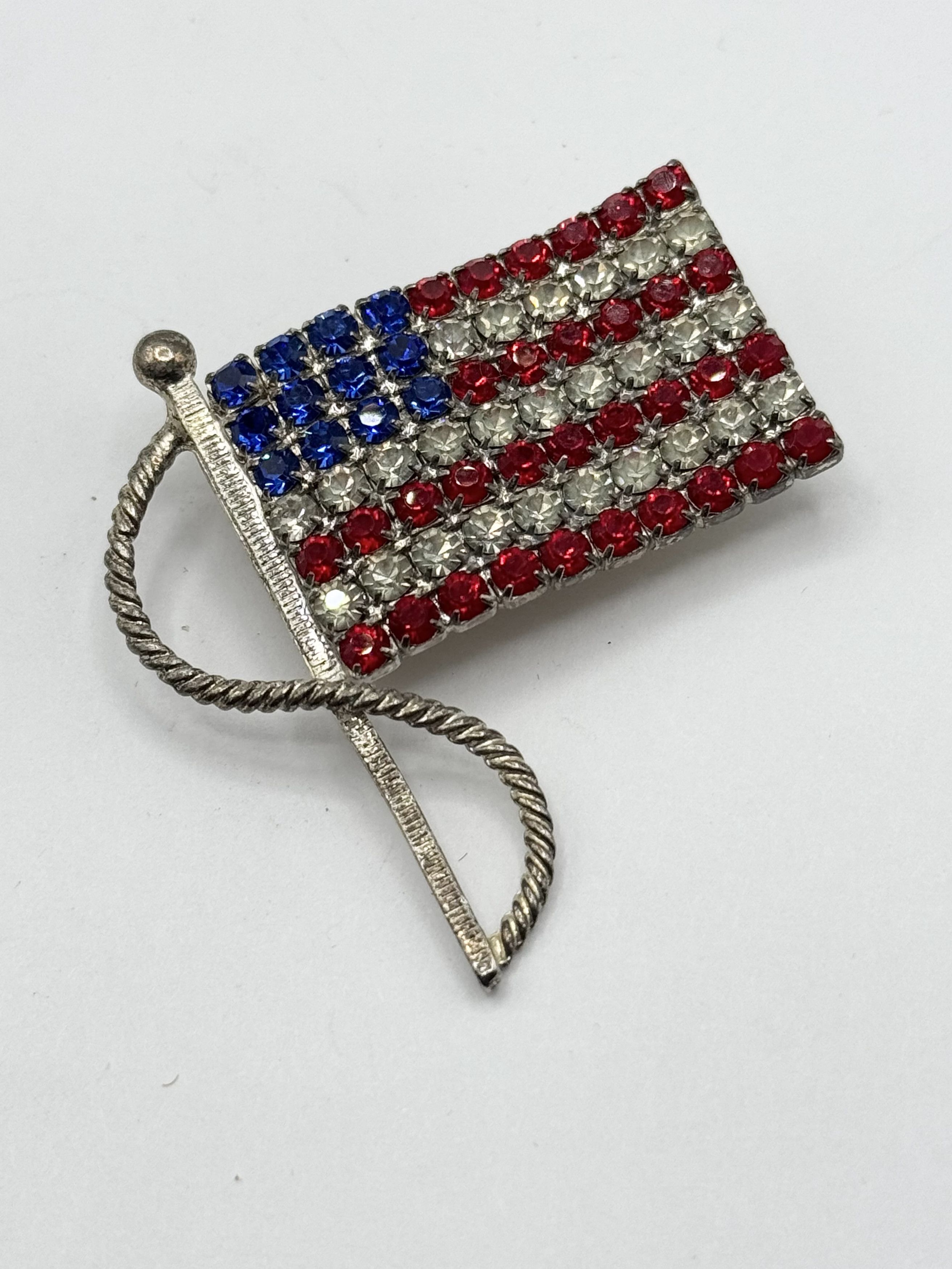 Vintage Vintage American Flag USA brooch pin Size ONE SIZE - 3 Thumbnail