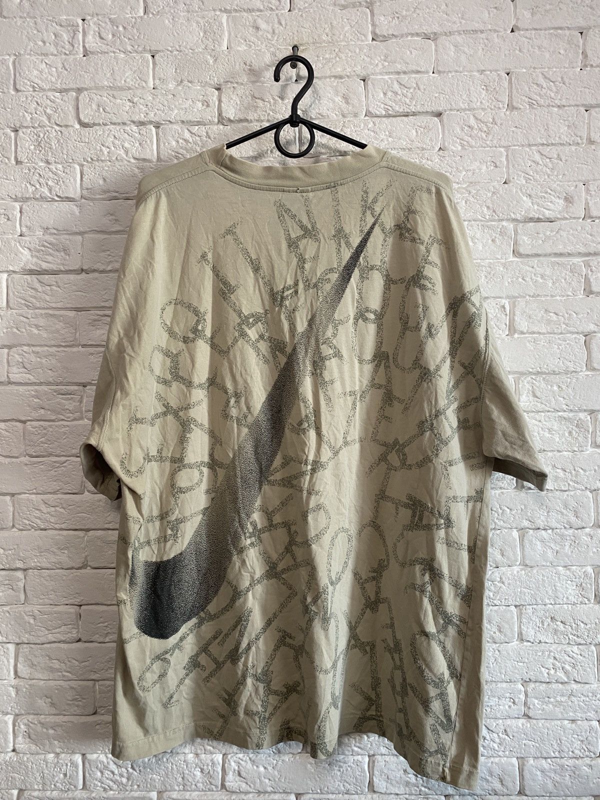 Nike × Vintage Rare Vintage Nike T-shirt Oversized Cut Size US XL / EU 56 / 4 - 4 Thumbnail