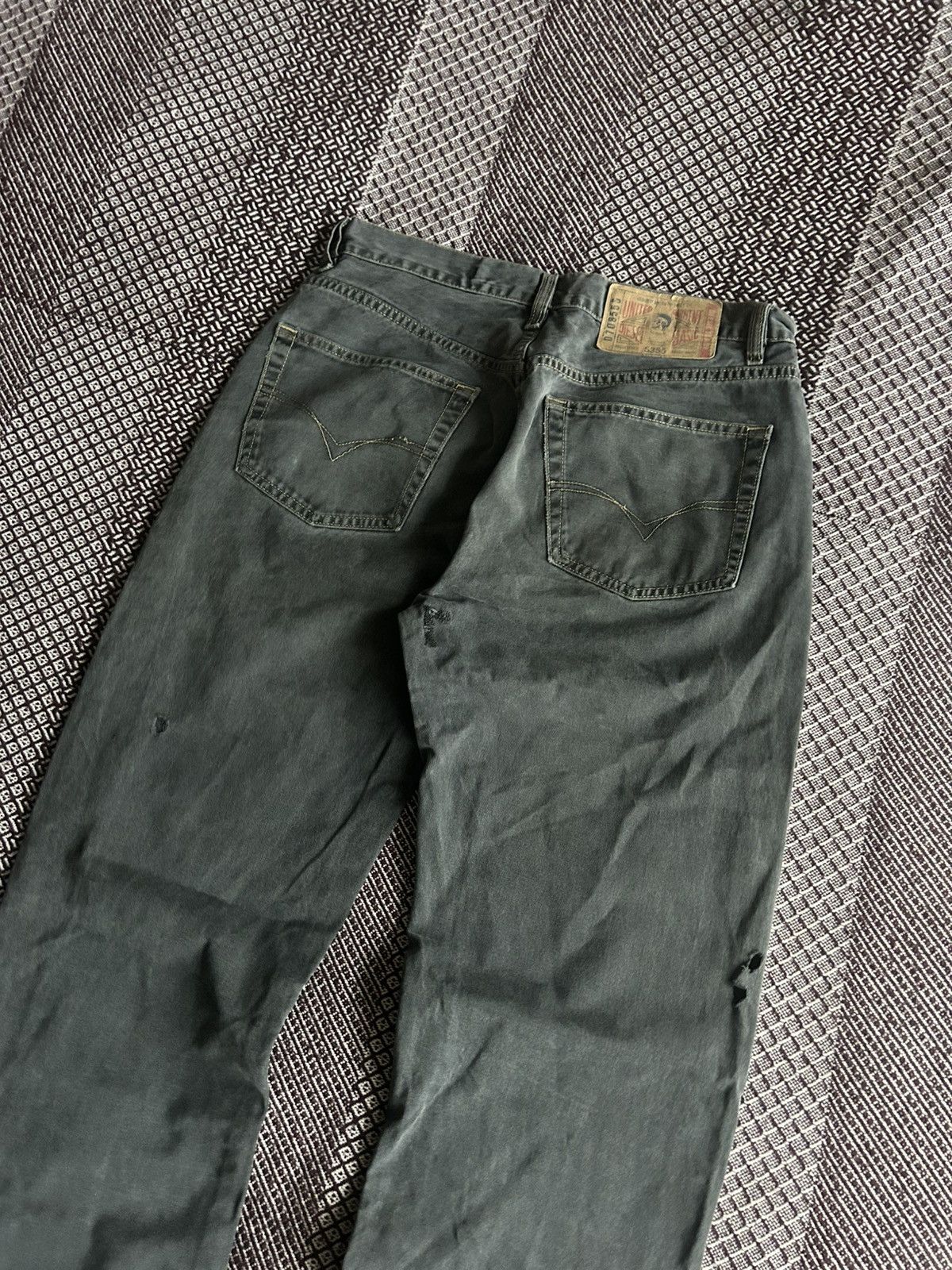 Diesel Vintage Diesel Archive Distressed Jeans 90s Thrashed Size 31 Size US 31 - 3 Thumbnail