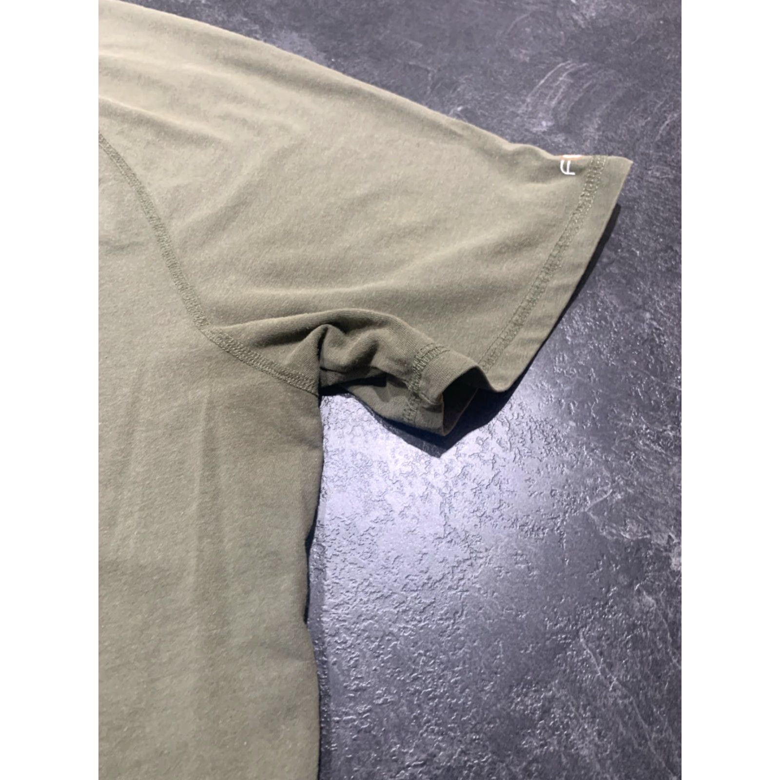Carhartt CARHARTT T-Shirt Mens XL Relaxed Fit Pocket Green Short Sleeve Crew Neck Classic Outdoor Size US XL / EU 56 / 4 - 2 Thumbnail