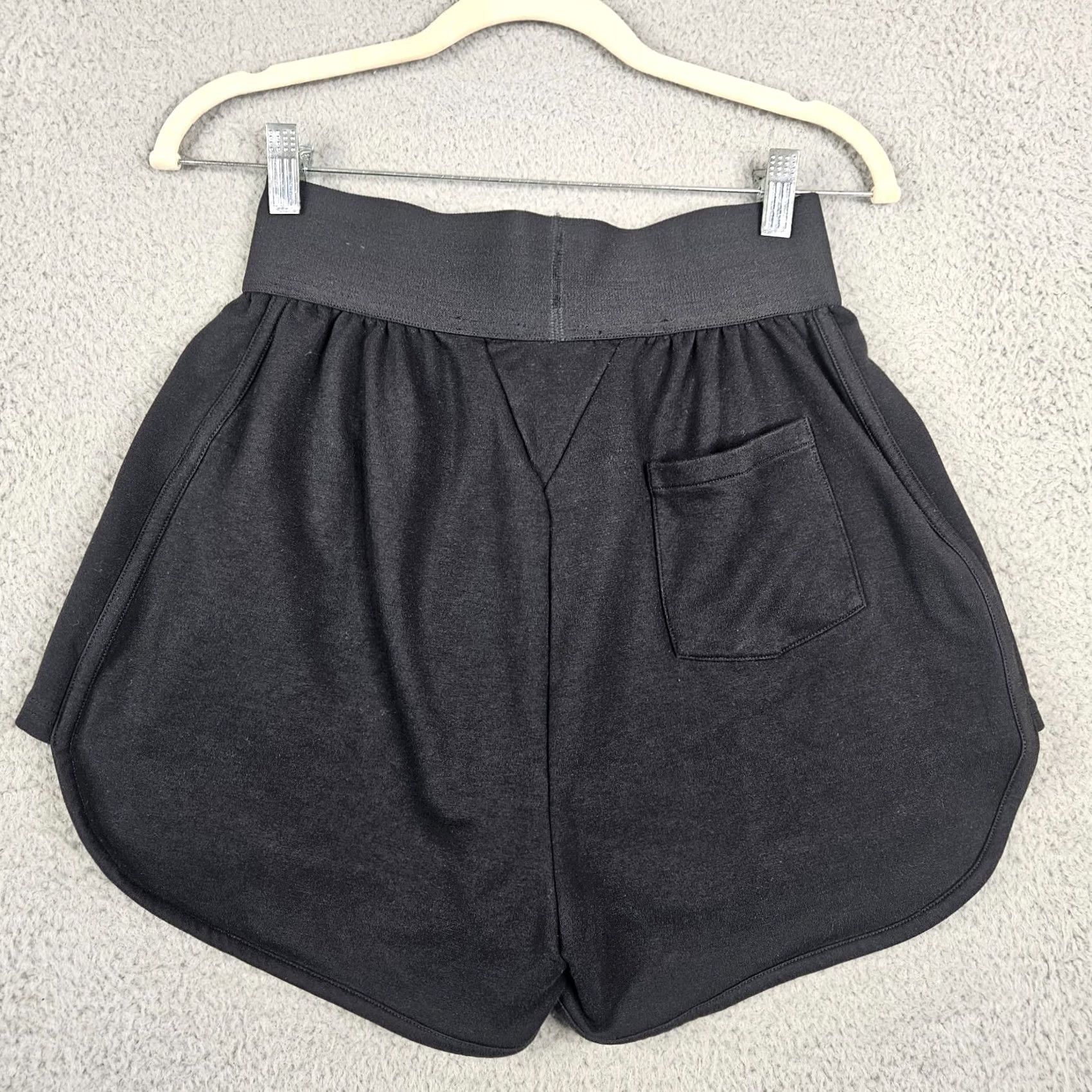 Gymshark Gymshark Women's Black High Rise Elastic Waist Short M Shorts Casual Athletic Athletic Womens Size 32" / US 10 / IT 46 - 2 Thumbnail