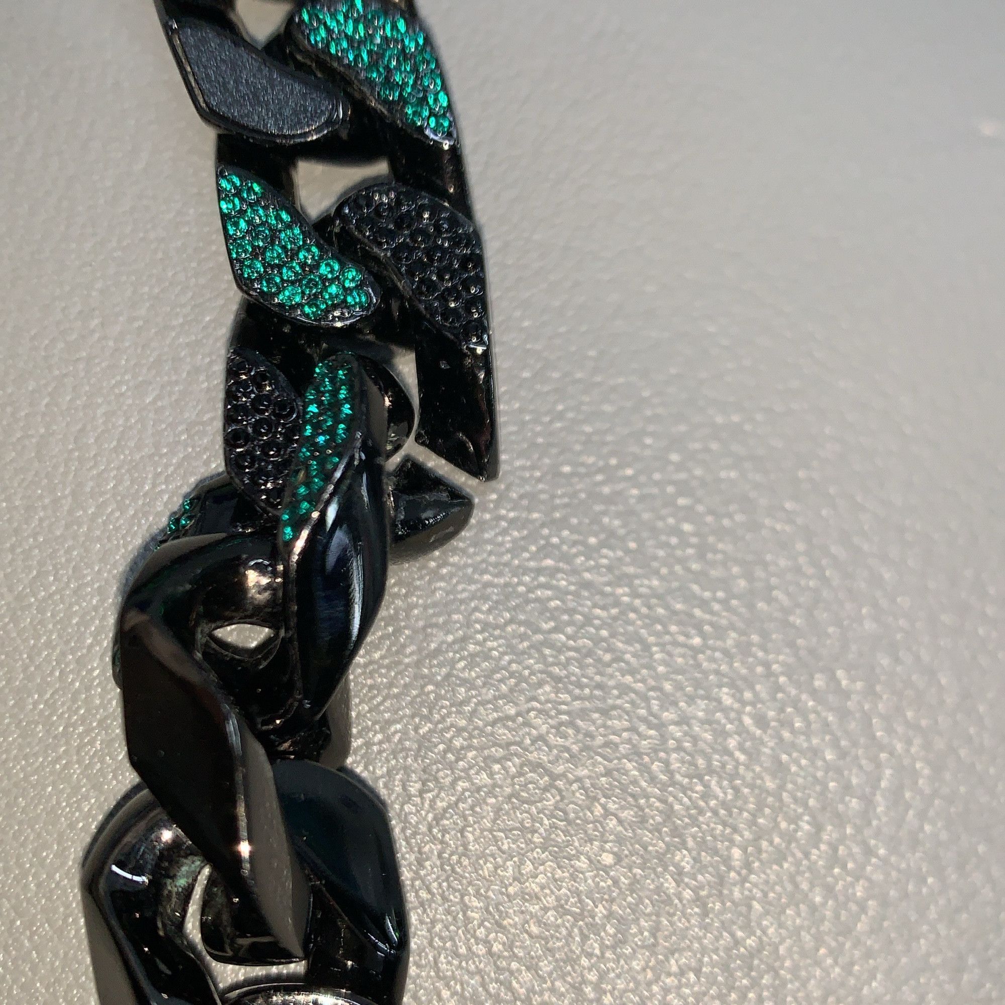Louis Vuitton Louis Vuitton Bracelet Size ONE SIZE - 3 Thumbnail