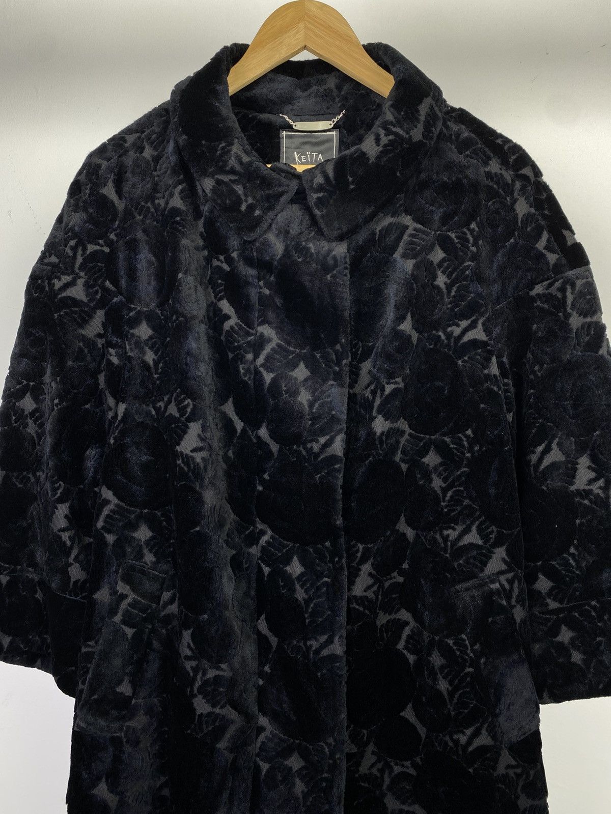 Japanese Brand 2000’s Keita Maruyama Floral Velvet Overcoat Size M / US 6-8 / IT 42-44 - 2 Thumbnail