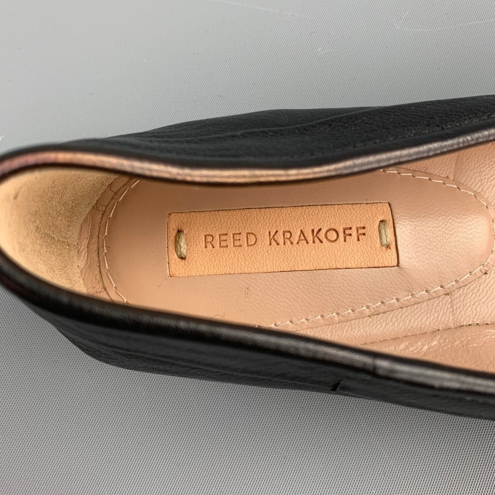 Other REED KRAKOFF Black & Beige Two Tone Leather Cap Toe Flats Size US 7.5 / IT 37.5 - 6 Thumbnail