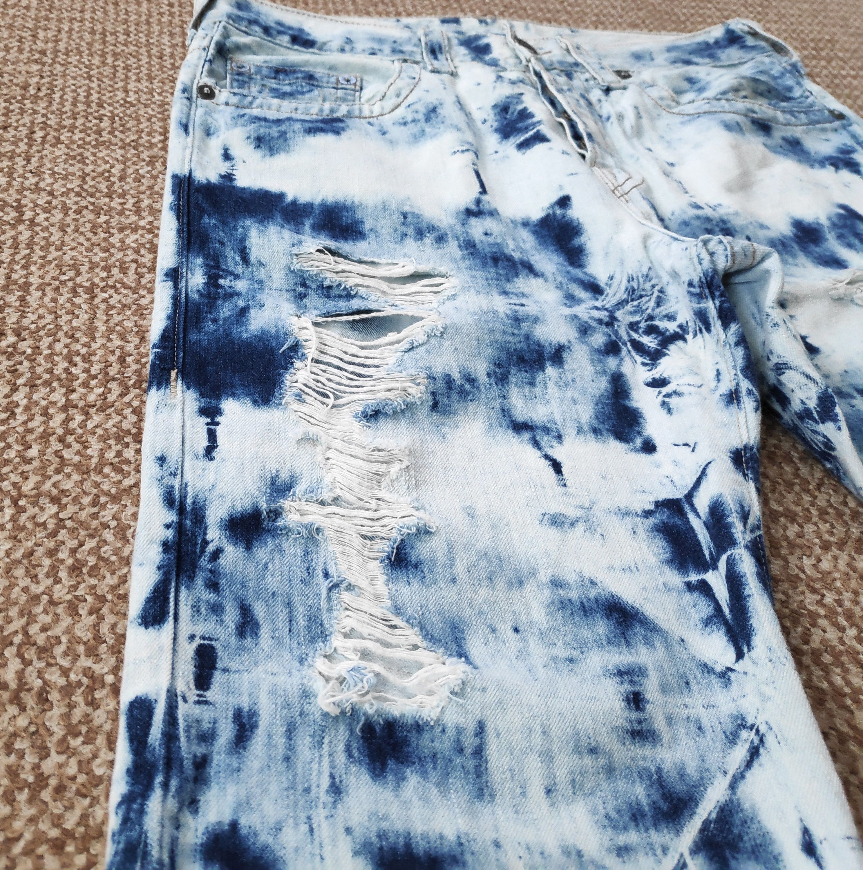 True Religion True Religion Distressed Dean Shorts made in USA sz W31 Size US 31 - 8 Thumbnail