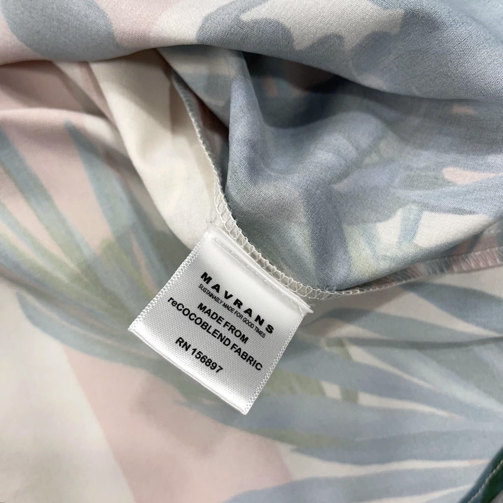 Vintage Mavrans Shirt Mens Large Floral Loud Scorpion Stripe CocoBlend Hawaiian Camp AOP Size US L / EU 52-54 / 3 - 6 Thumbnail