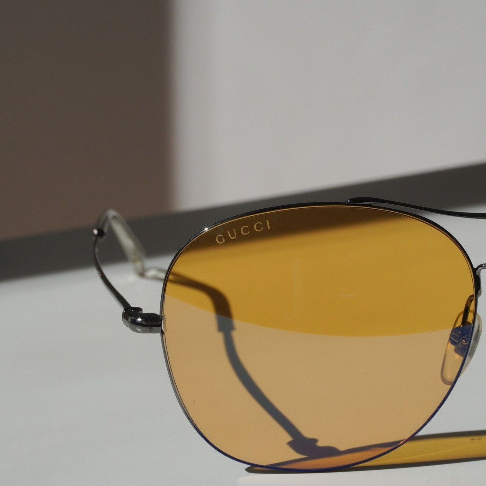 Gucci Vintage gucci silver logo yellow frame aviator sunglasses Size ONE SIZE - 9 Thumbnail