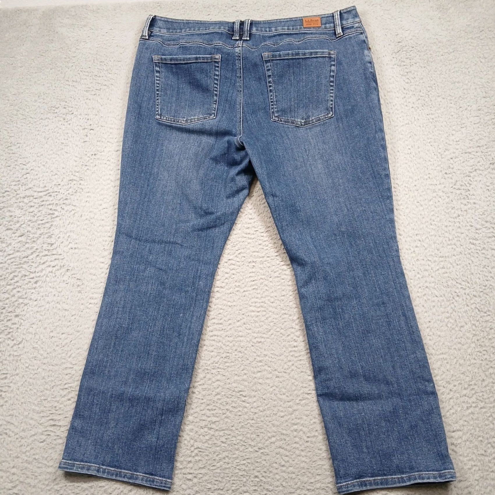 Vintage L.L. Bean 1912 Favorite Fit Straight Jeans Women's 16P Petite Blue EUC Size 38" / US 16 / IT 52 - 3 Thumbnail