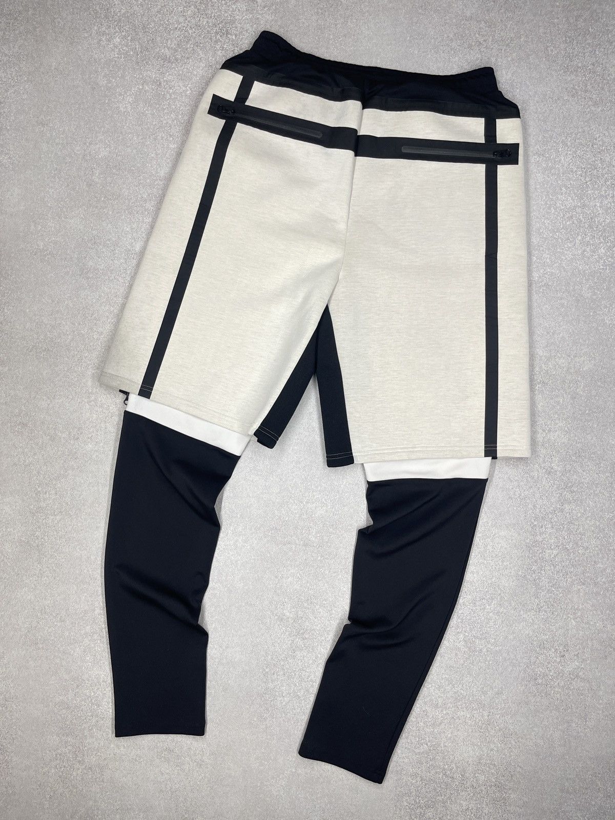 Puma Mens Puma x UEG Sweatshorts 2 in 1 and Leggings Mars Size L Size US 34 / EU 50 - 6 Thumbnail