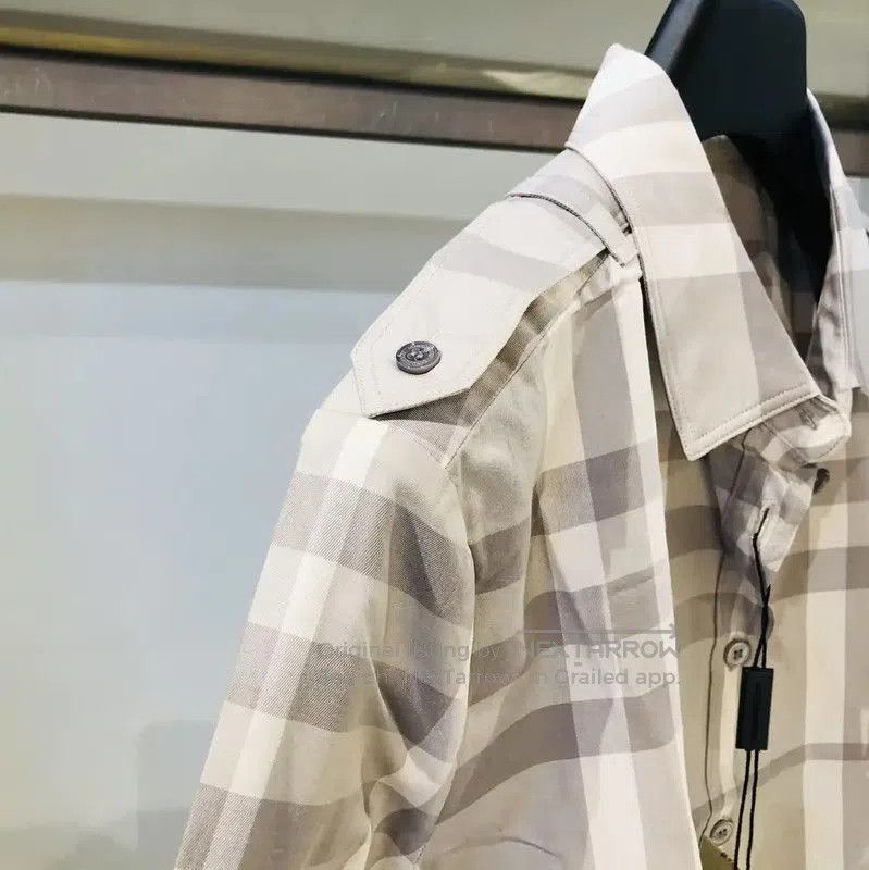Burberry Burberry Checkered Cotton Short Sleeve Shirt. Size S / US 4 / IT 40 - 4 Thumbnail