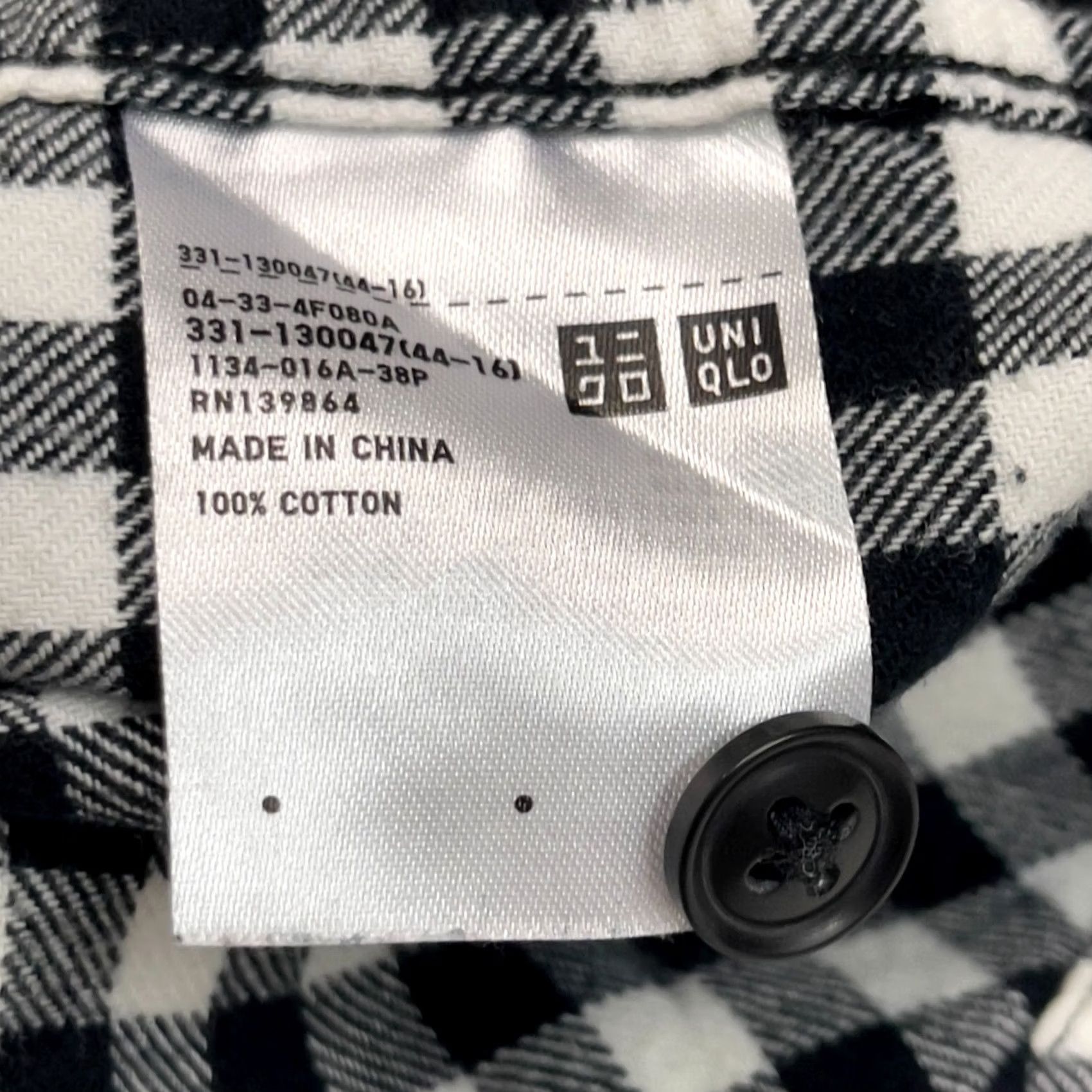 Uniqlo Uniqlo Mens Button Up Gingham Shirt XS Black/White Long Sleeve Pockets Size US XS / EU 42 / 0 - 6 Thumbnail