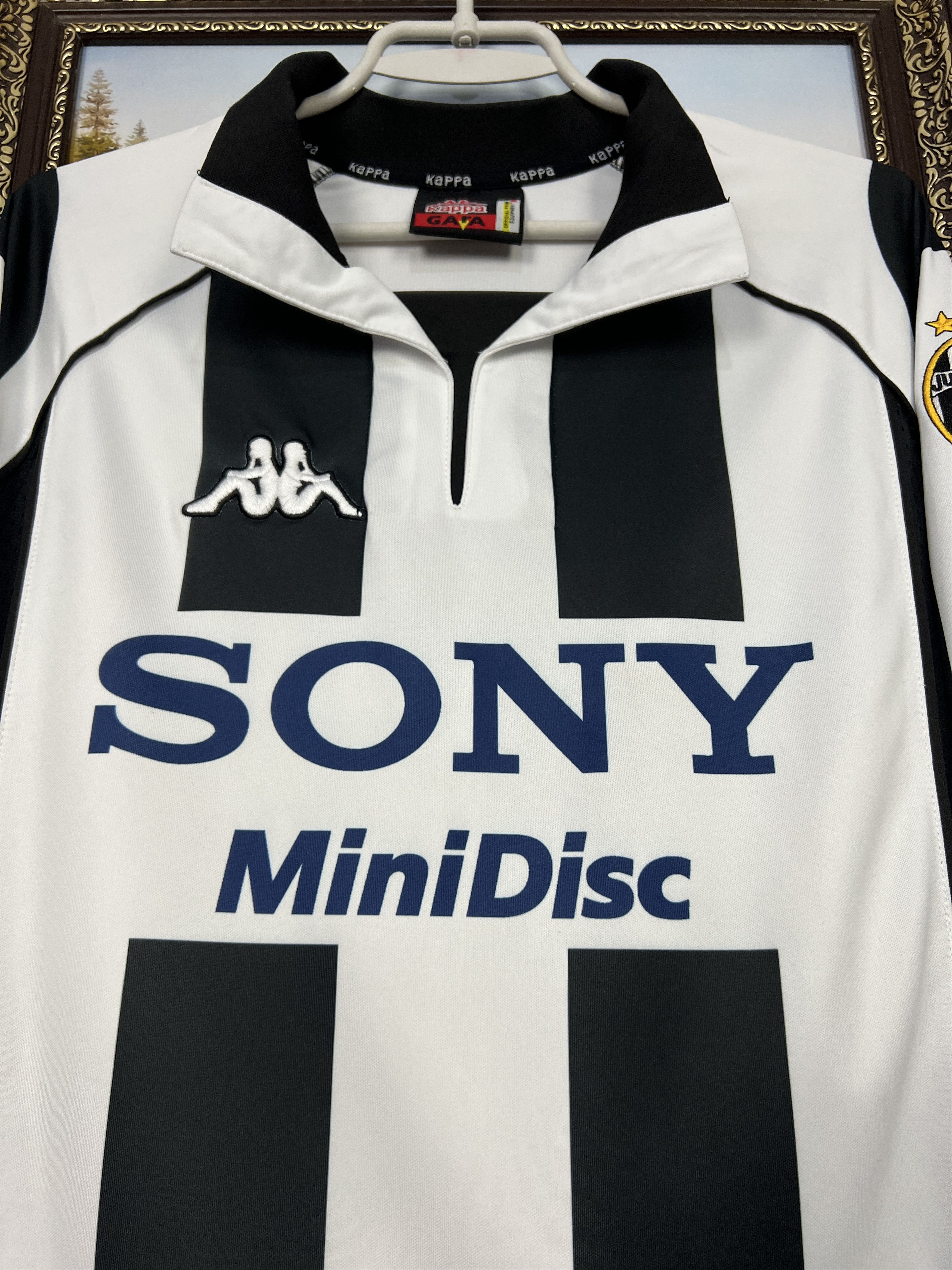 Kappa Juventus Home football shirt 1996 Kappa Jersey Long Sleeve Size US L / EU 52-54 / 3 - 3 Thumbnail