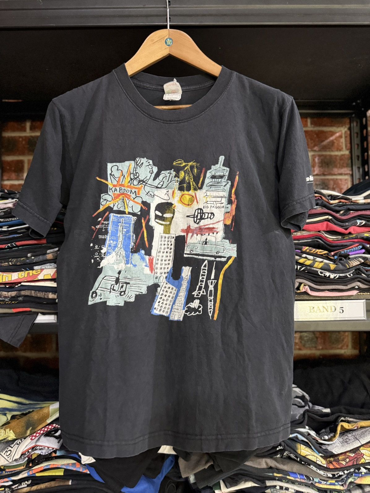 Fruit Of The Loom × Jean-Michel Basquiat × Vintage Rare Vintage Jean Michel Basquiat Art Faded Tee Size US M / EU 48-50 / 2 - 1 Thumbnail