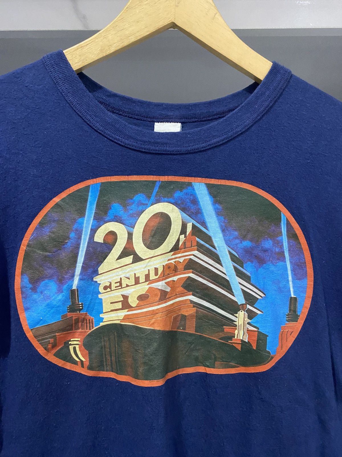 Vintage Vintage1977 20th Century Fox Tshirt Rare Movie AA0124 Size US S / EU 44-46 / 1 - 2 Thumbnail