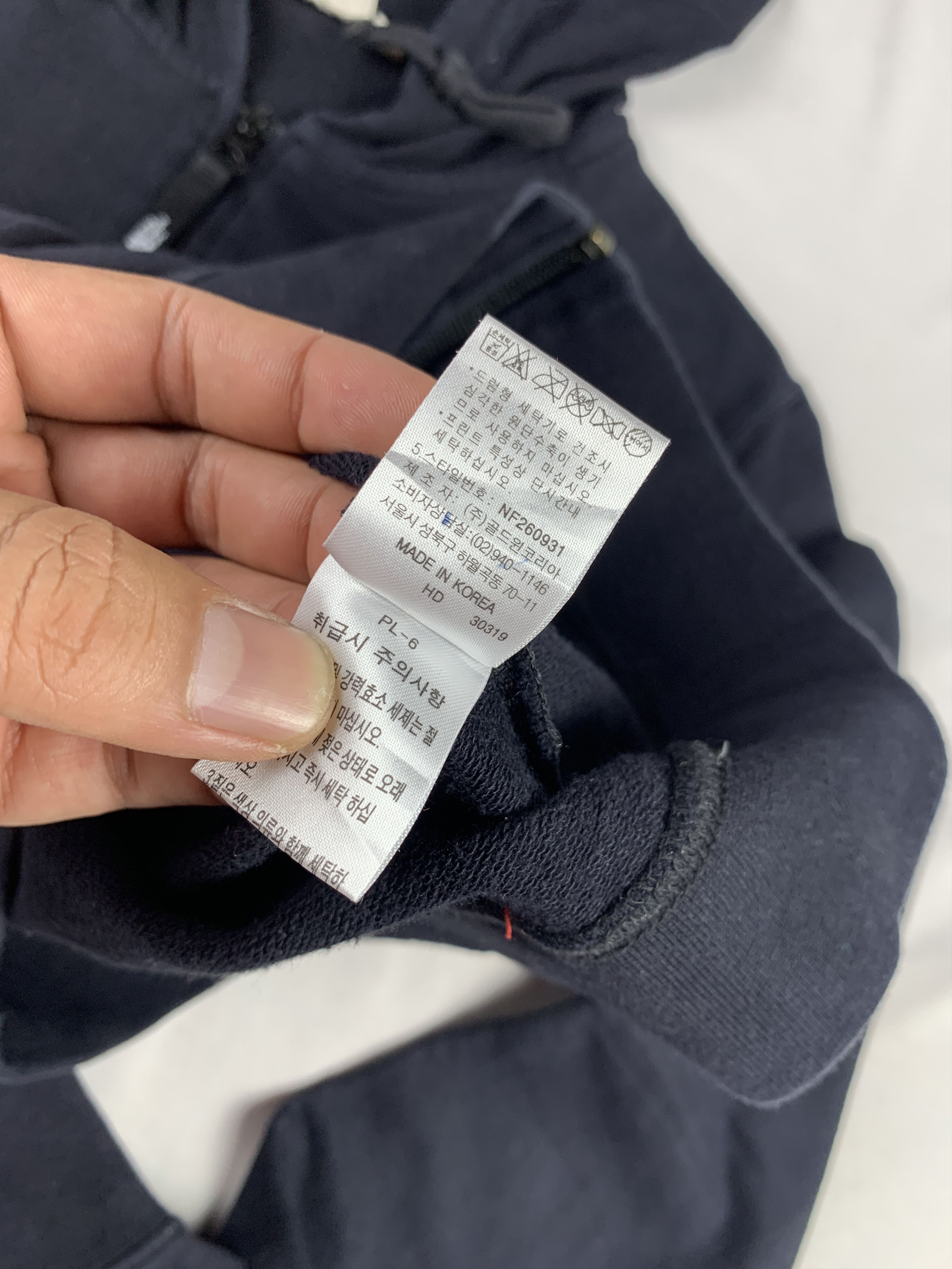 The North Face The North Face Black Embroidered Zip Hoodie (XS) Size XS / US 0-2 / IT 36-38 - 11 Thumbnail