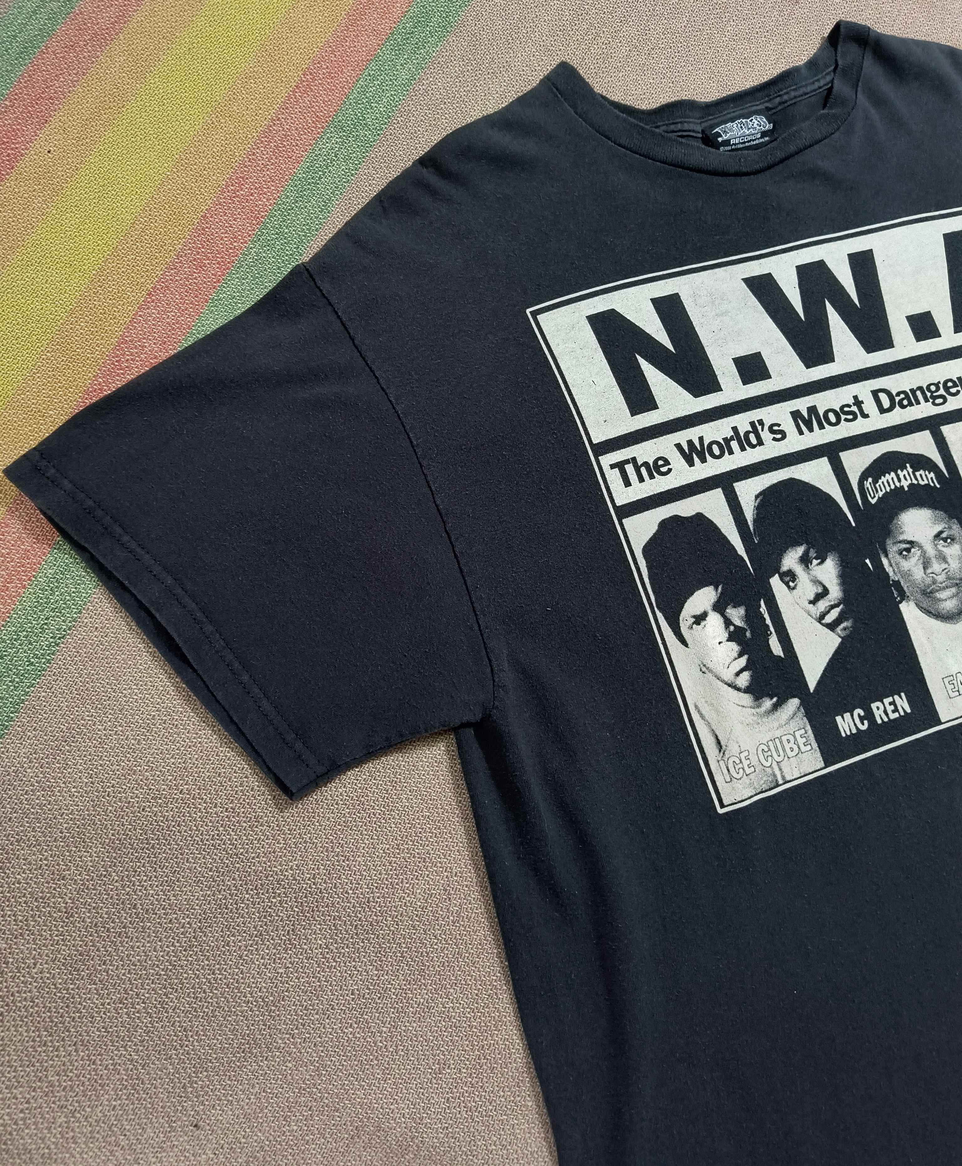 Rap Tees Vintage Y2K N.W.A "the world's most dangerous group" 2006 Size US XL / EU 56 / 4 - 3 Thumbnail