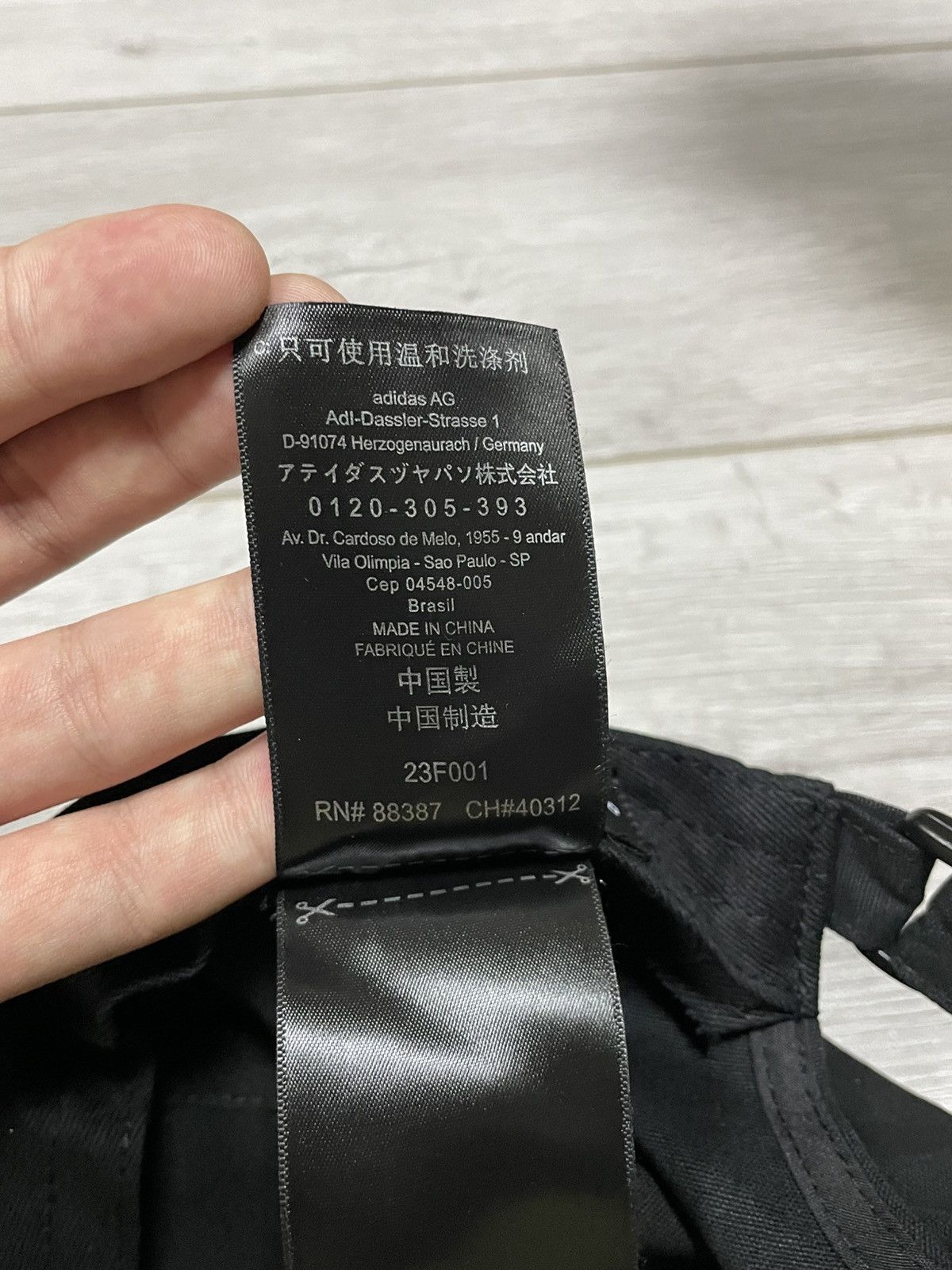 Adidas × Y-3 × Yohji Yamamoto Y-3 big logo cap sign Yohji Yamamoto x Adidas Japanese Size ONE SIZE - 8 Thumbnail