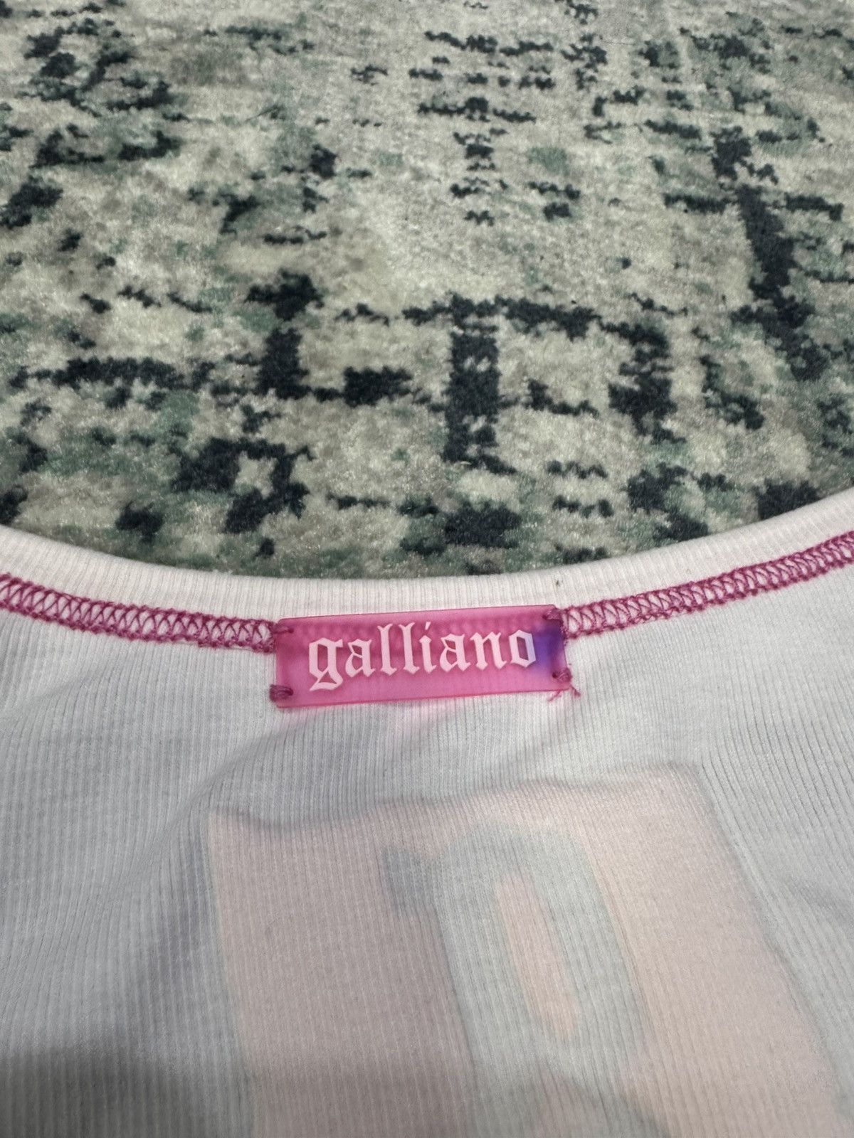 John Galliano JOHN GALLIANO SMILEY TIE DYE PRINT SLEEVELESS SHIRT Size S / US 4 / IT 40 - 5 Thumbnail