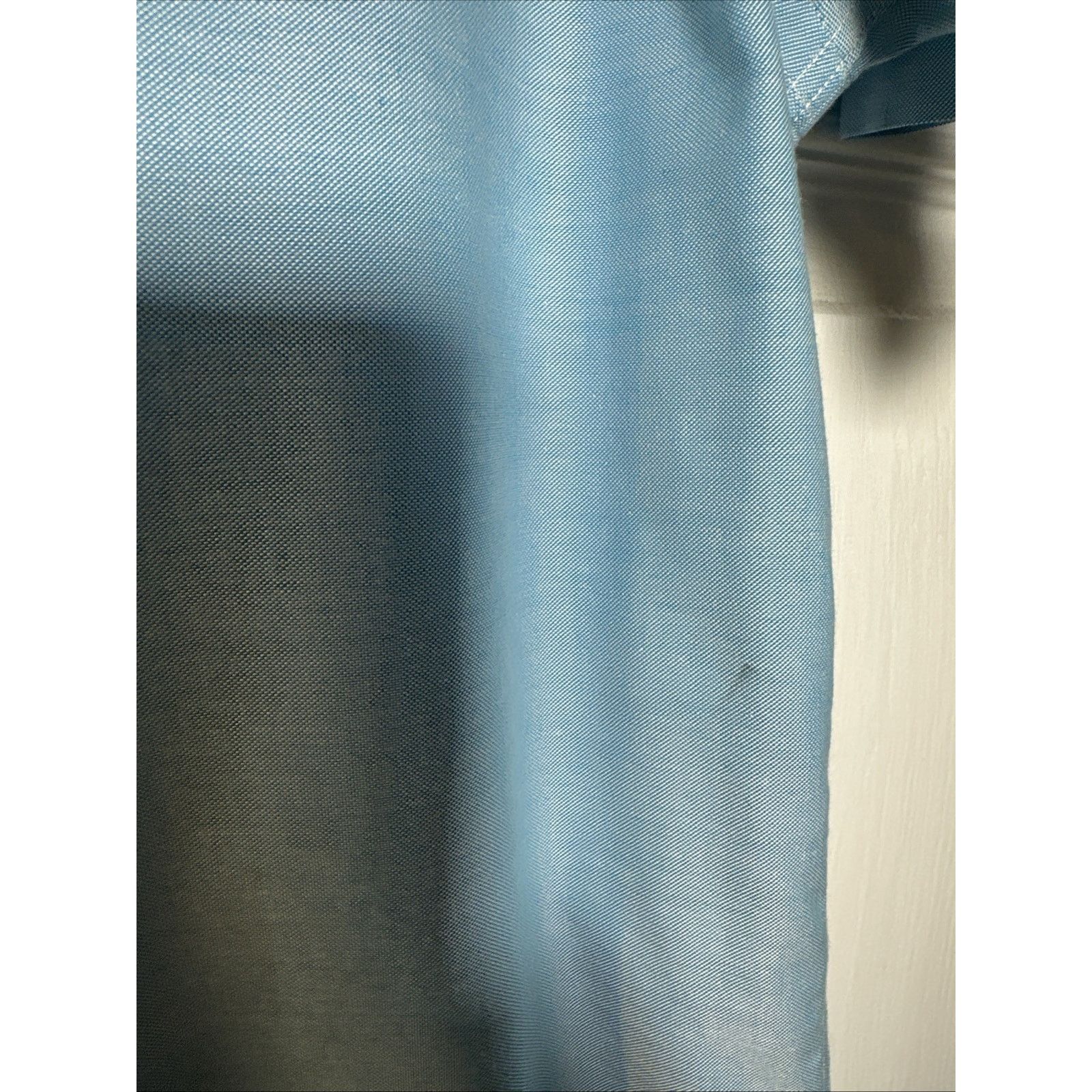 Brooks Brothers BROOKS BROTHERS MENS M SLIM CASUAL DRESS SHIRT BLUE LOGO Size US M / EU 48-50 / 2 - 11 Thumbnail