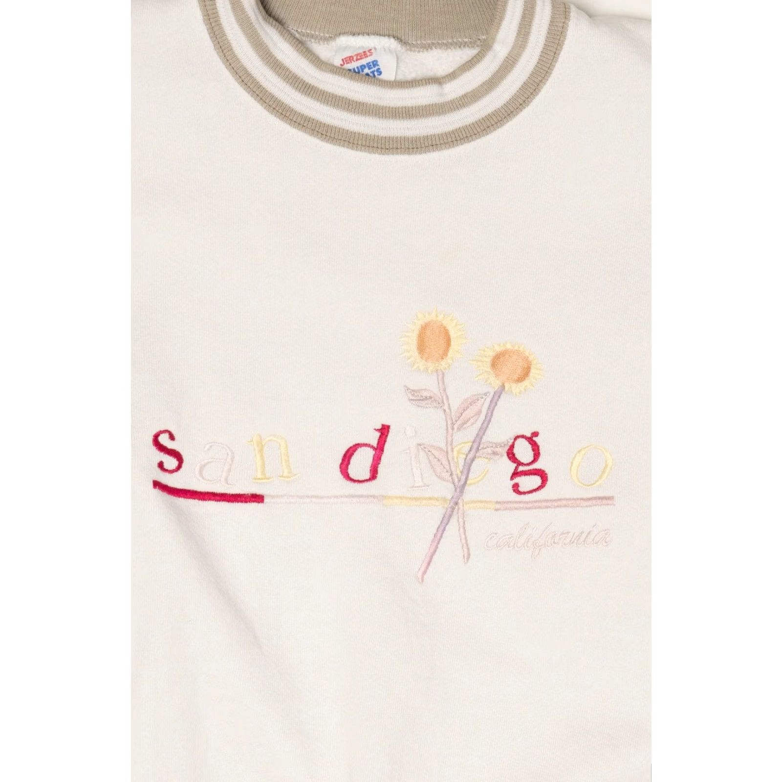 Jerzees VINTAGE Jerzees San Diego California Sweatshirt 1990s White Adult Medium Mens Size US M / EU 48-50 / 2 - 3 Thumbnail