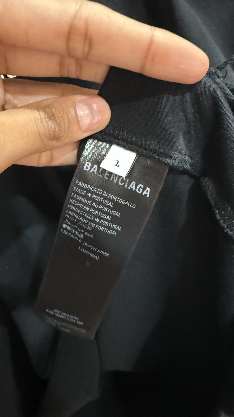 Balenciaga Balenciaga Black Tee Distressed Size US L / EU 52-54 / 3 - 5 Thumbnail