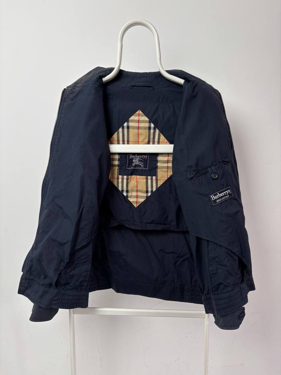 Burberry Burberry’s Vintage Jacket Navy Blue Size US M / EU 48-50 / 2 - 2 Thumbnail