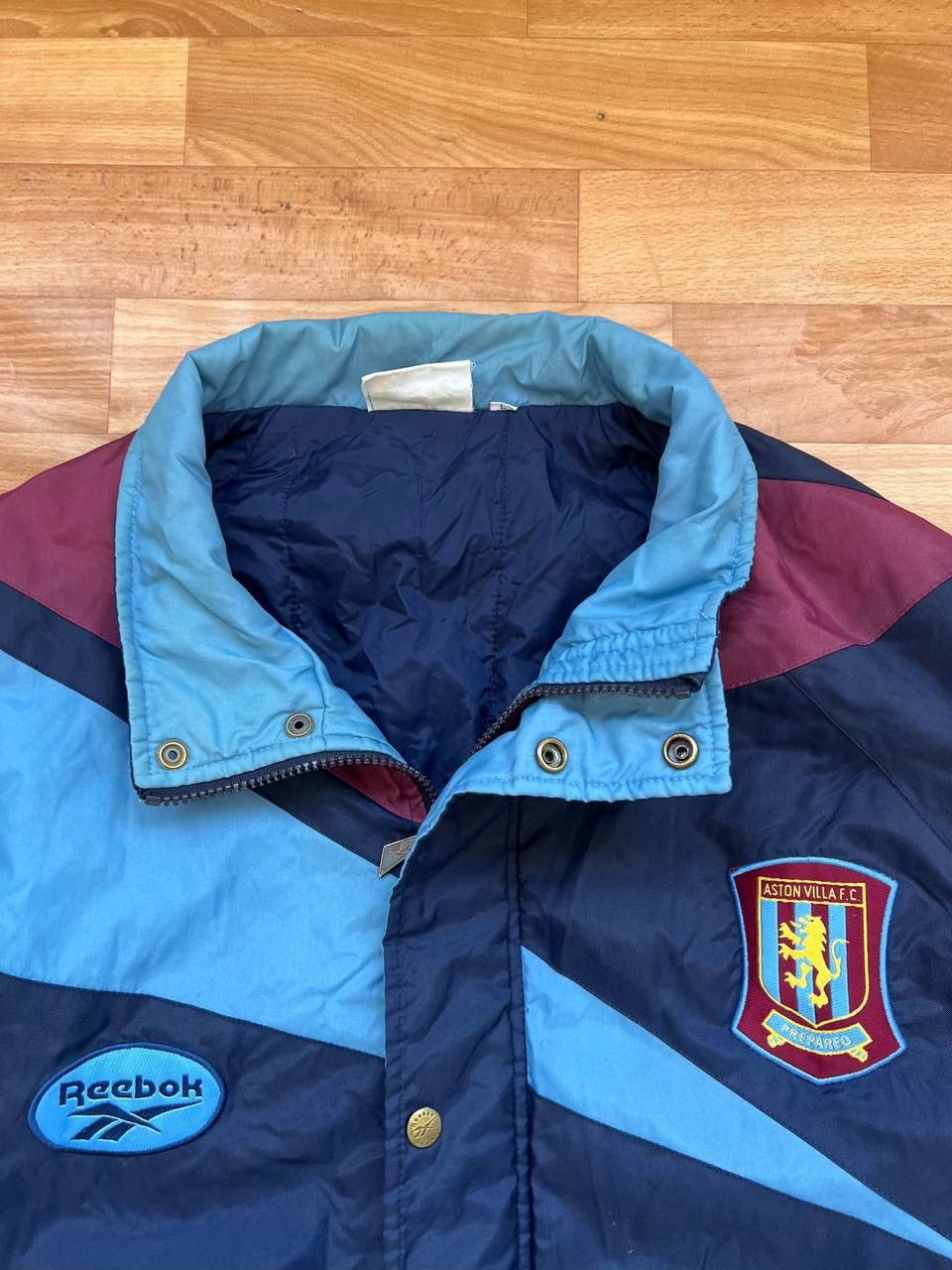 Vintage 195/97 ASTON VILLA FOOTBALL SOCCER BENCH COAT REEBOK JACKET Size US L / EU 52-54 / 3 - 4 Thumbnail
