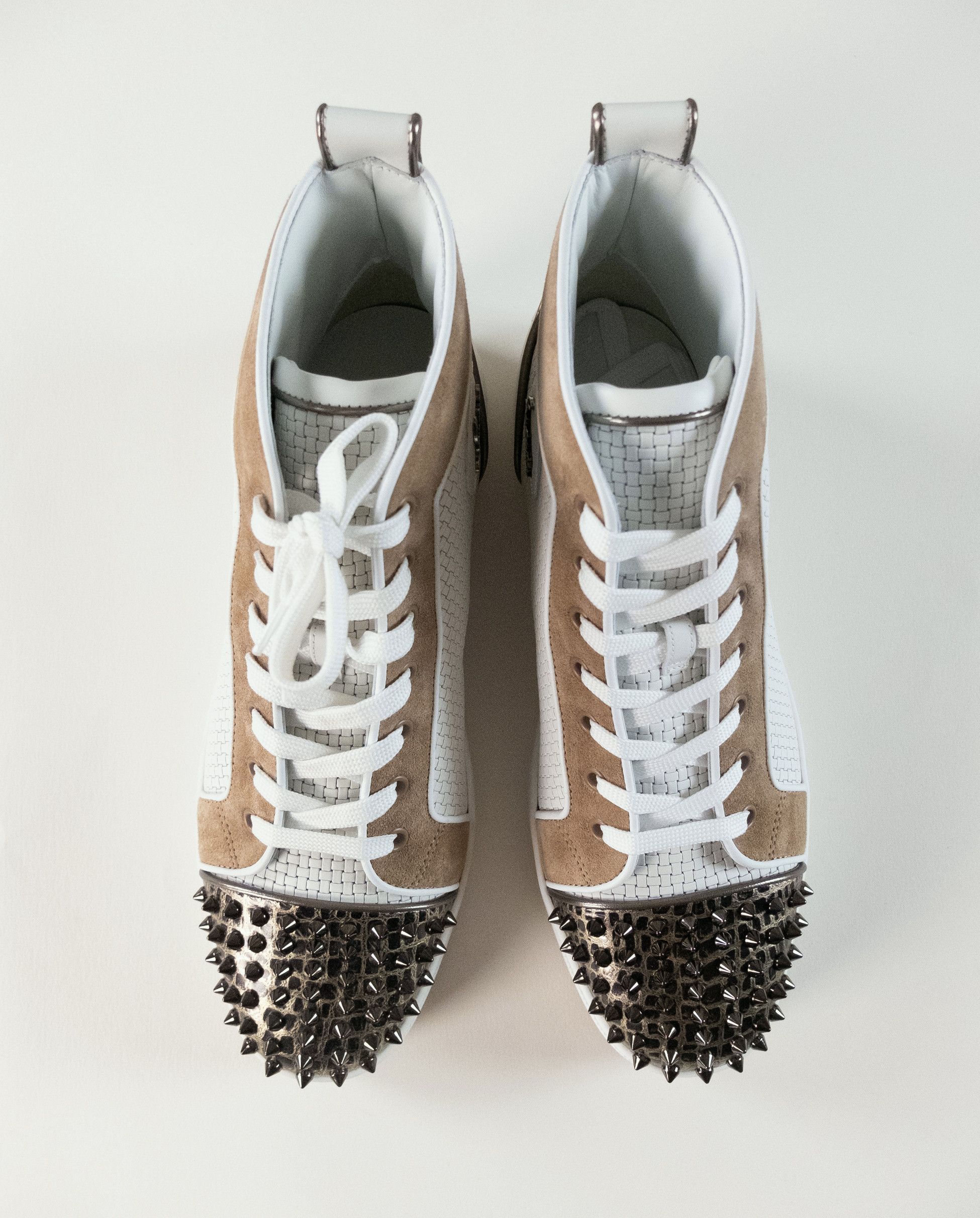 Christian Louboutin CHRISTIAN LOUBOUTIN Louis Spikes white leather sneakers 9.5 Size US 9.5 / EU 42-43 - 3 Thumbnail