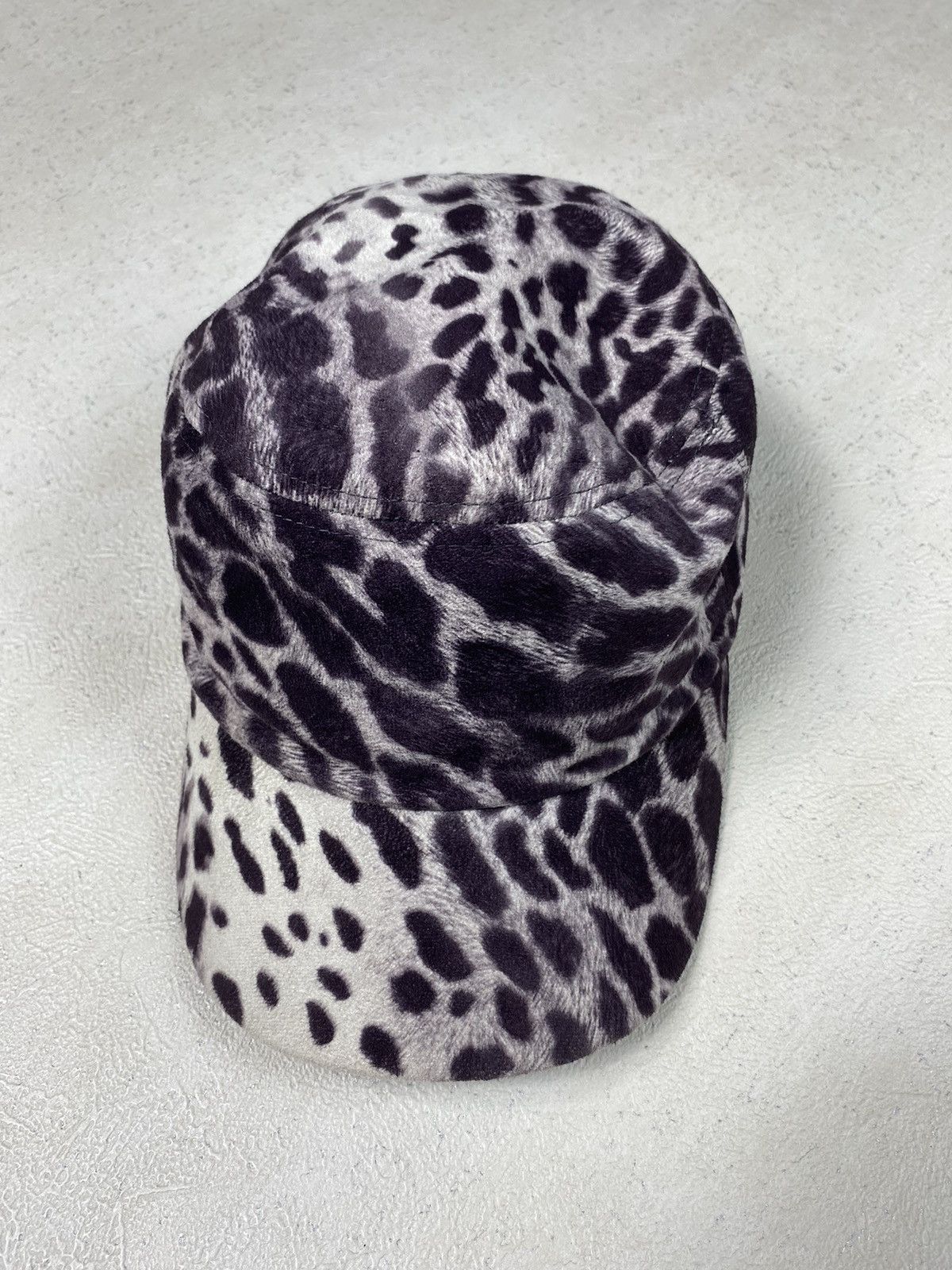 Japanese Brand Distressed Leopard hat Size ONE SIZE - 1 Thumbnail