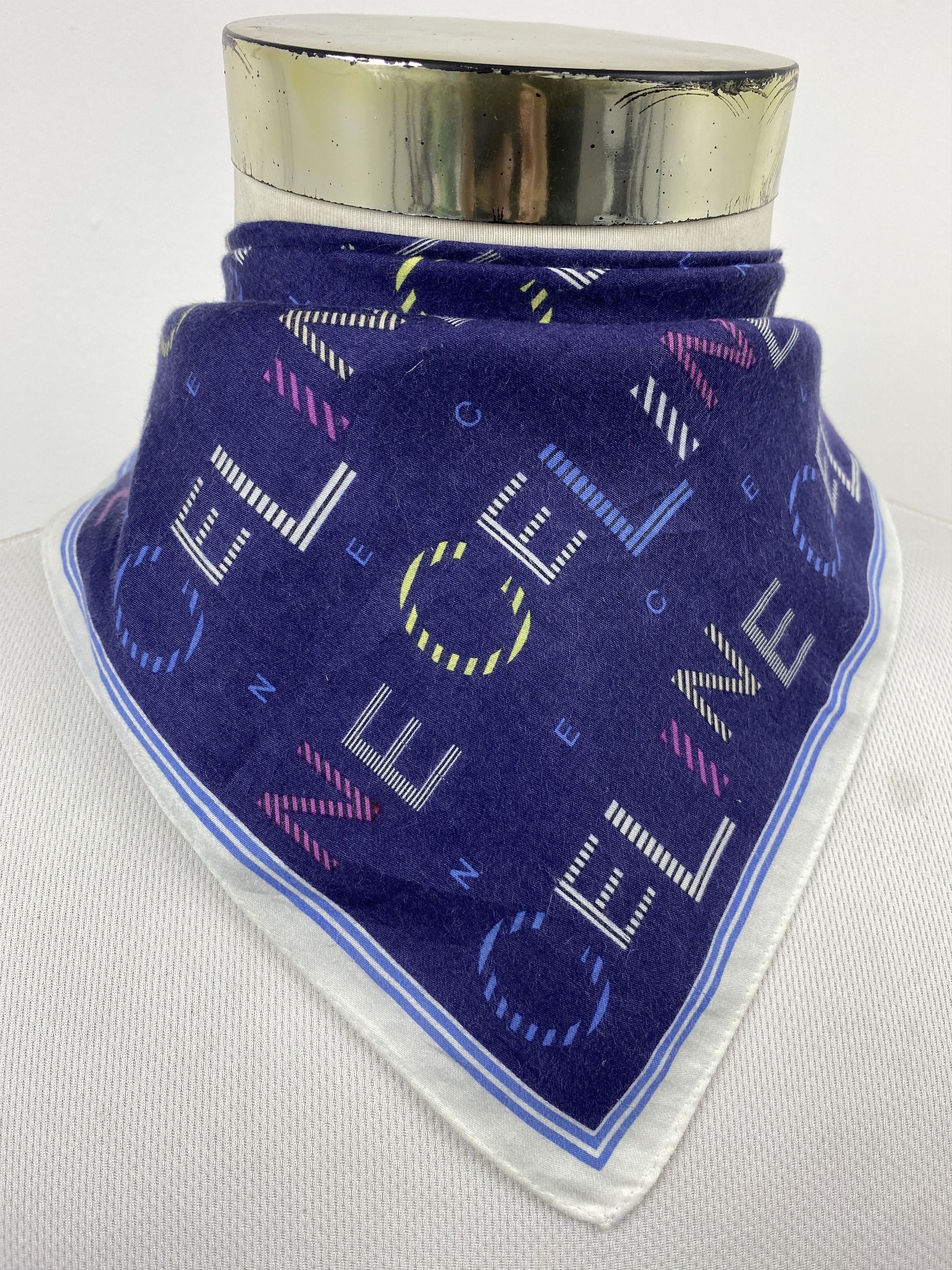 Celine Vintage Celine Handkerchief / Neckerchief HKC1139 Size ONE SIZE - 2 Thumbnail