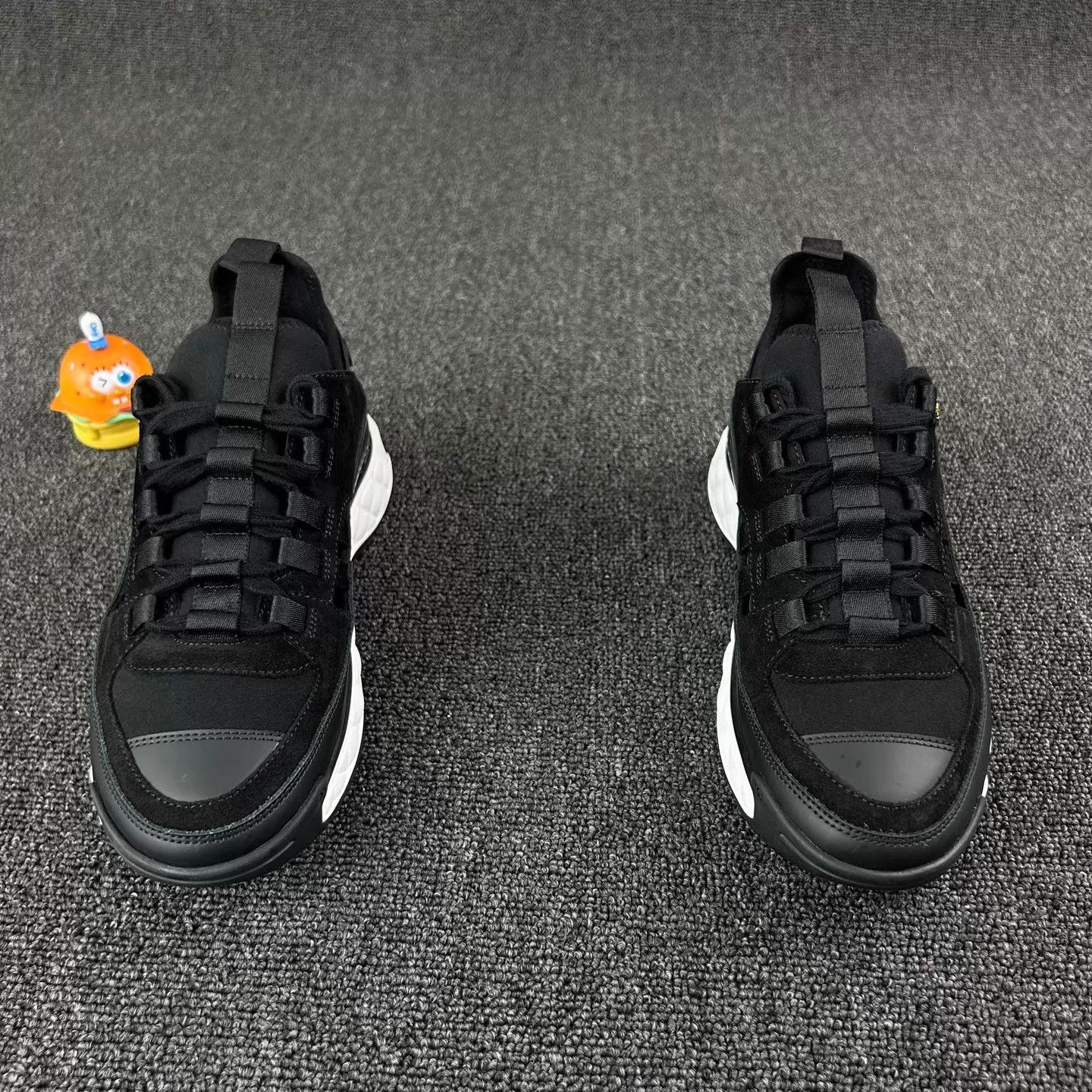 Chanel Chanel Black CC Gold Sneakers Women's 38 Panda HB6714 Size US 7.5 / IT 37.5 - 2 Thumbnail