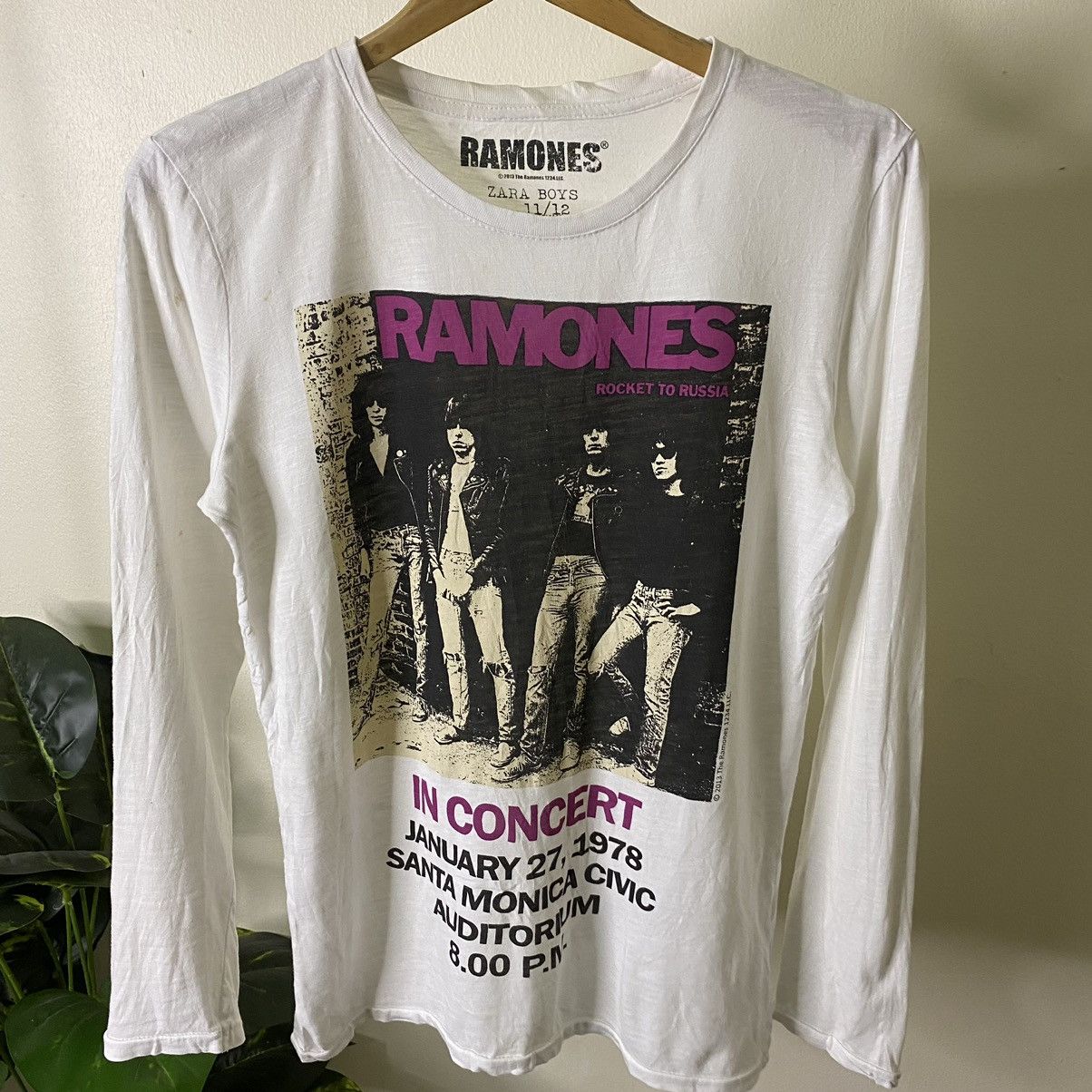 Band Tees × Zara Zara x Ramones Punk Band LS Tee Size US S / EU 44-46 / 1 - 2 Thumbnail