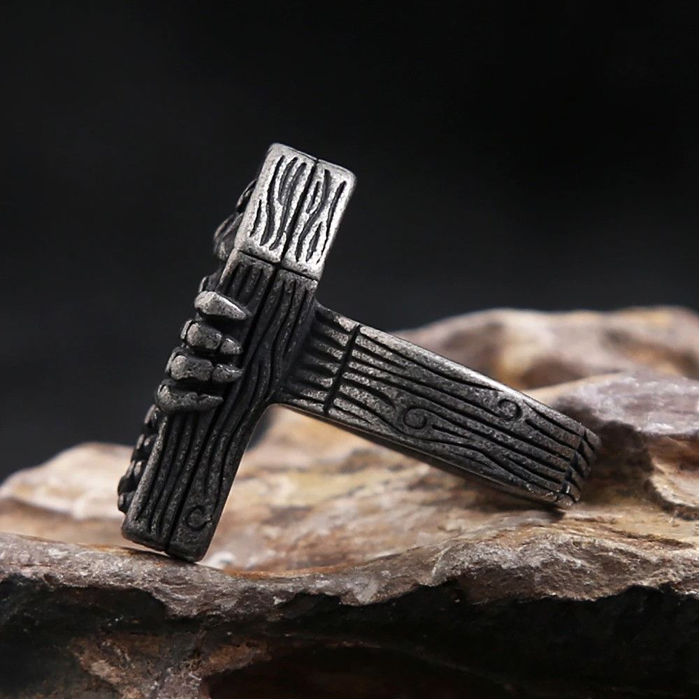 Vintage Black Vampire Skull Ring Size ONE SIZE - 2 Thumbnail