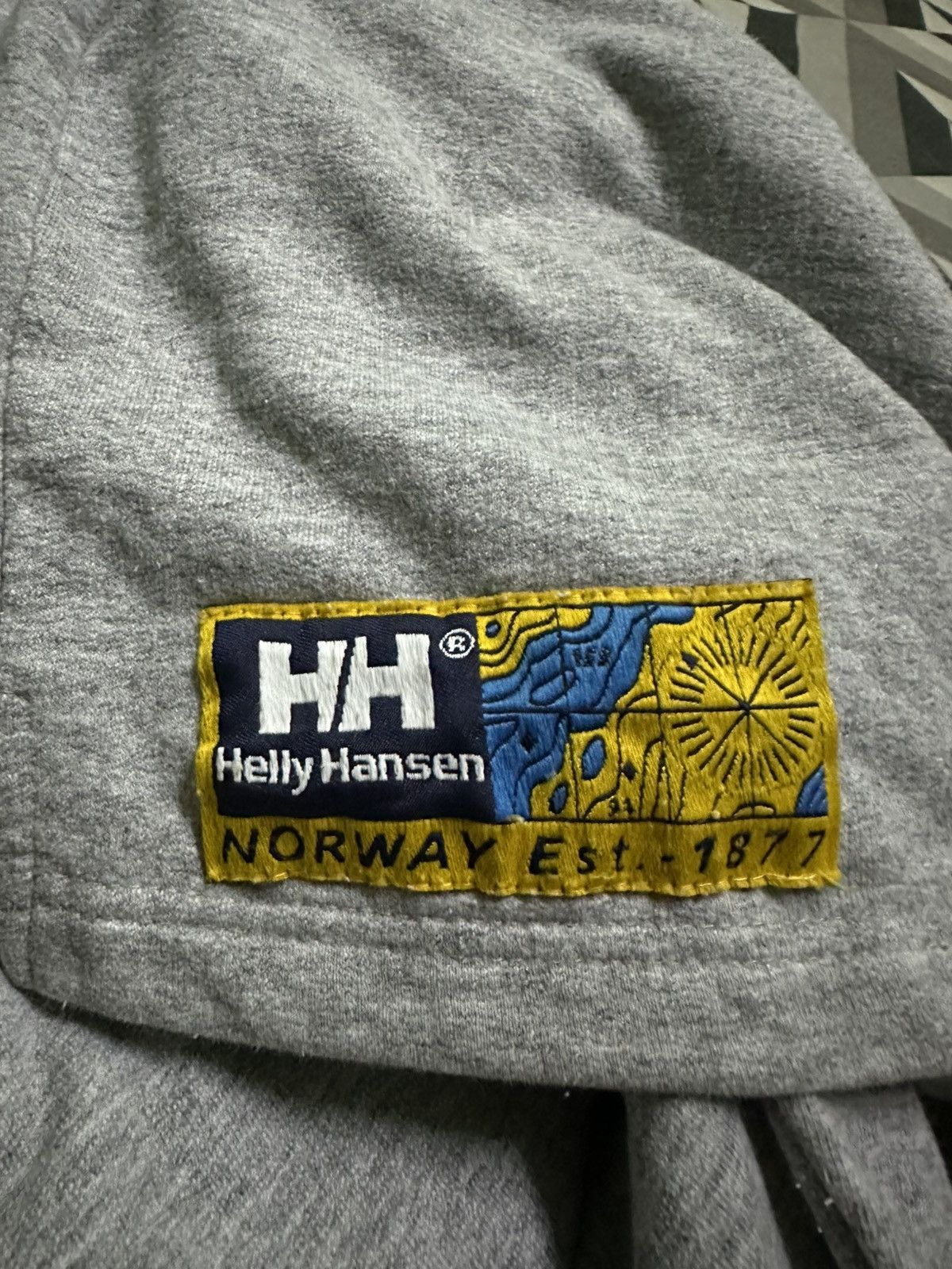 Helly Hansen vintage 1990s Helly Hansen Sea Gear grey hoodie Size US M / EU 48-50 / 2 - 6 Thumbnail
