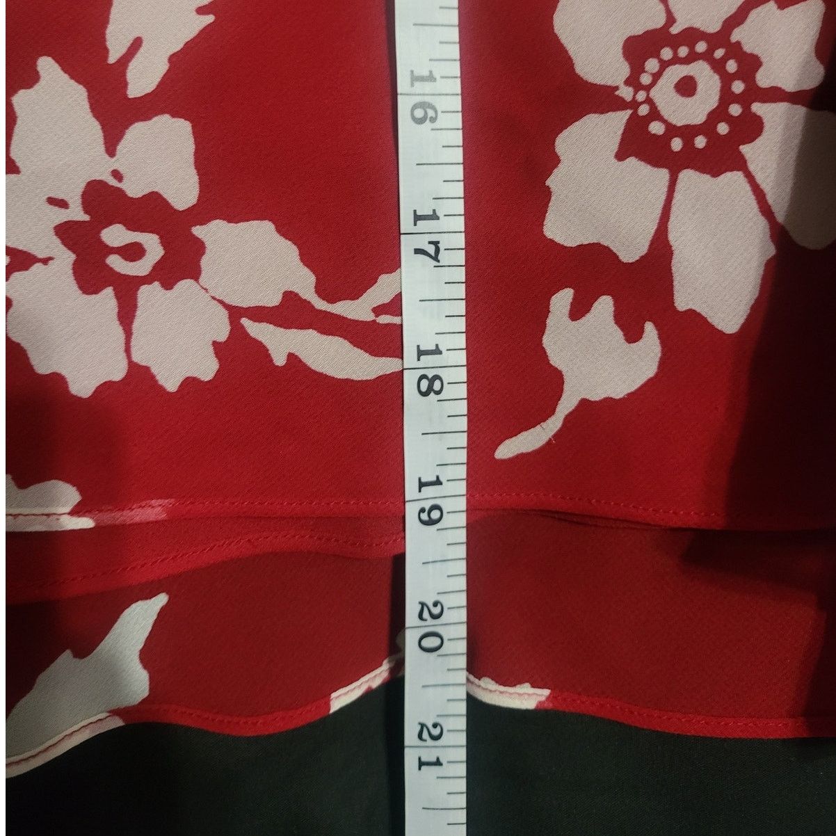 Other Bandolino Red and White Floral Sleeveless Blouse - Sz 8 Size M / US 6-8 / IT 42-44 - 6 Thumbnail