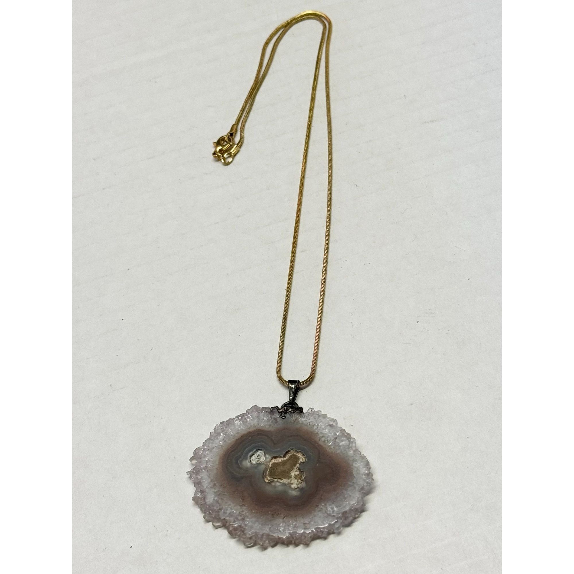 Vintage Vintage geode stone pendant necklace Size ONE SIZE - 1 Thumbnail