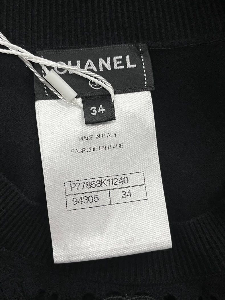 Chanel Chanel 24B black hollow knitted dress Size XXS / US 00 / IT 34 - 4 Thumbnail