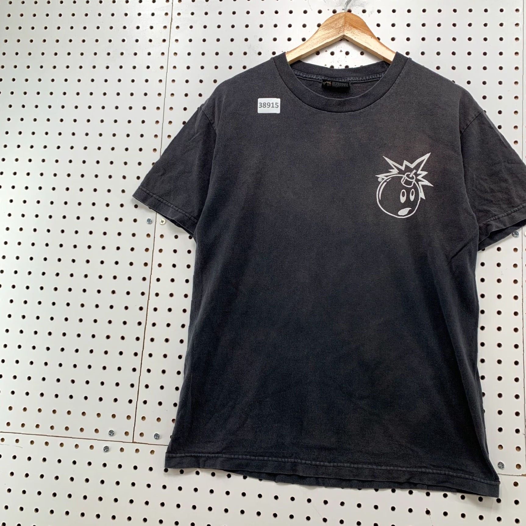 The Hundreds VINTAGE The Hundreds Graphic T-Shirt Men’s Medium Black Skateboard Bomb Hip Hop Size US M / EU 48-50 / 2 - 4 Thumbnail