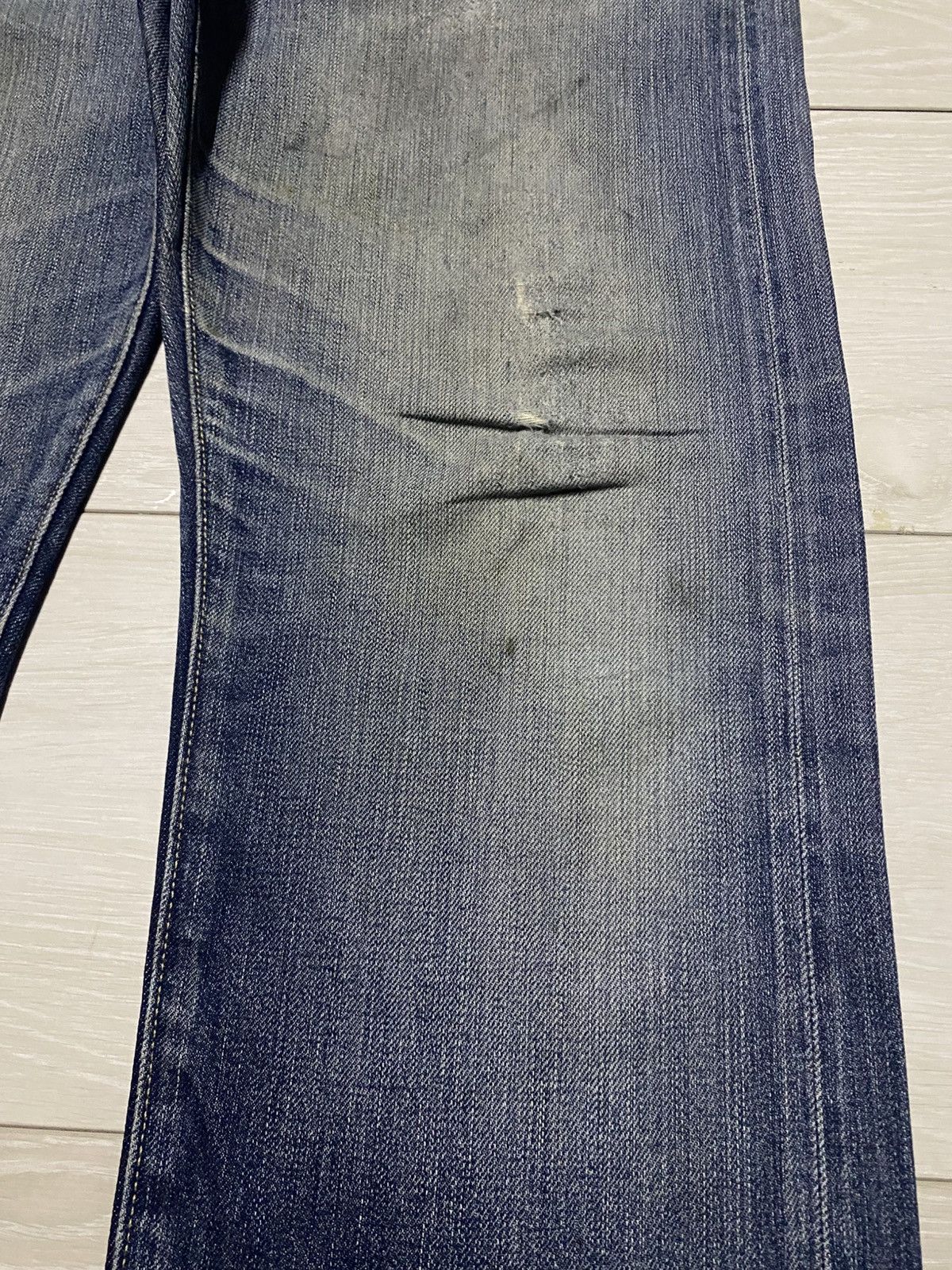 Undercover × Uniqlo Vintage Uniqlo Selvedge Grunge Faded Wash Distressed Jeans Size US 34 / EU 50 - 10 Thumbnail