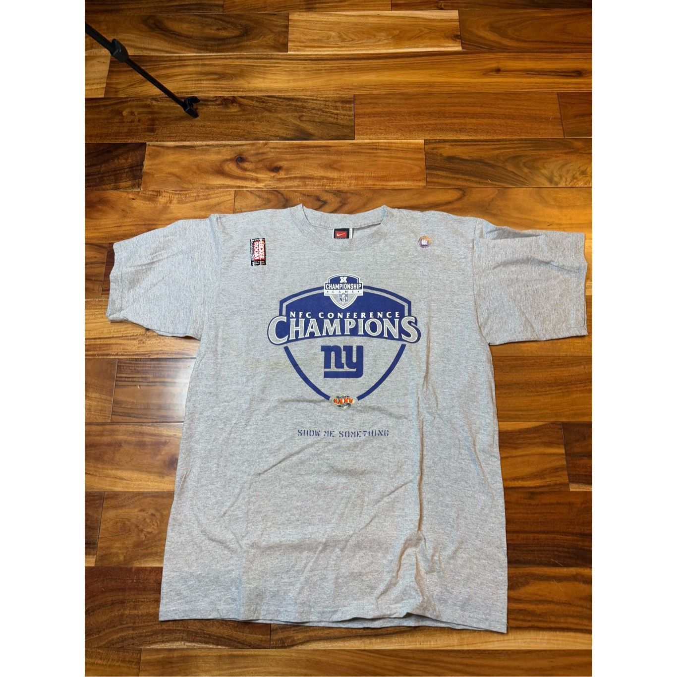 Nike Size L - DS NWT New York Giants Team Nike Super Bowl 35 XXXV Size US L / EU 52-54 / 3 - 1 Thumbnail