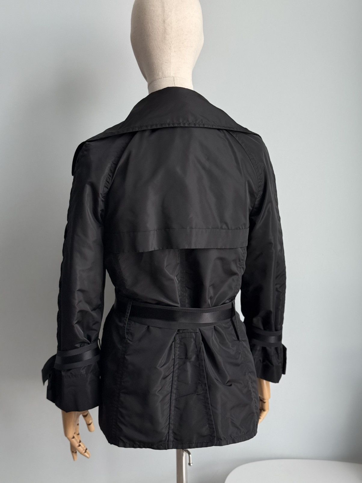 Gucci GUCCI By Tom Ford Era FW 2001 Fur Rabbit Coat Belted Size M / US 6-8 / IT 42-44 - 9 Thumbnail