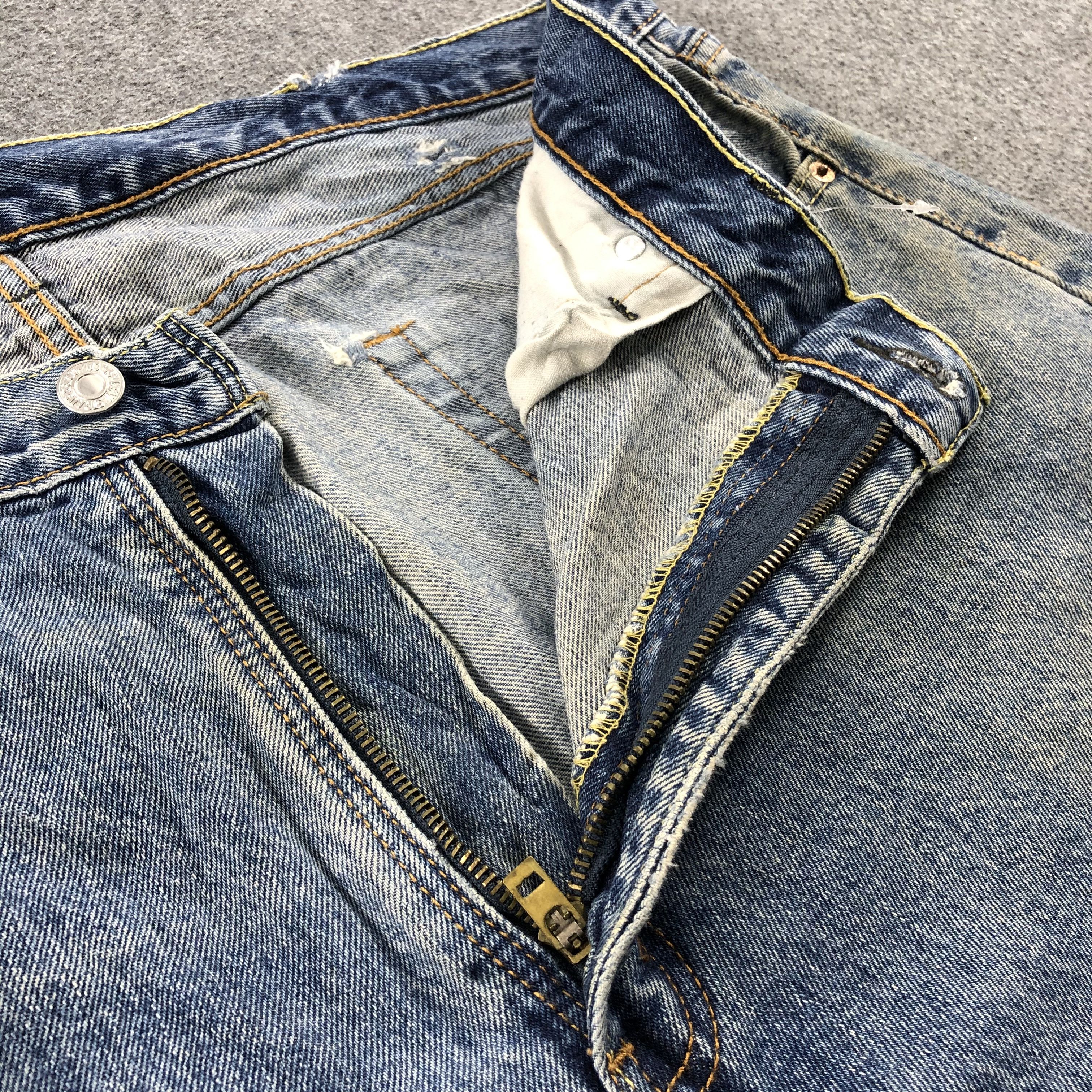 Levi's × Vintage Vintage Blue Wash Levis 505 Jeans-JM1757 Size US 43 - 8 Thumbnail