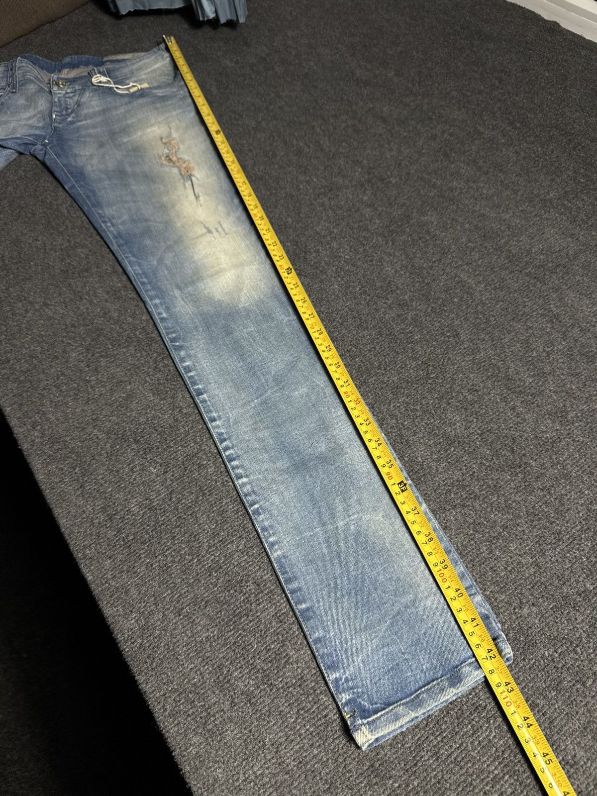 Diesel Luxury 00s Diesel Grupee Distressed Super Slim Skinny Jeans Size 28" / US 6 / IT 42 - 21 Thumbnail