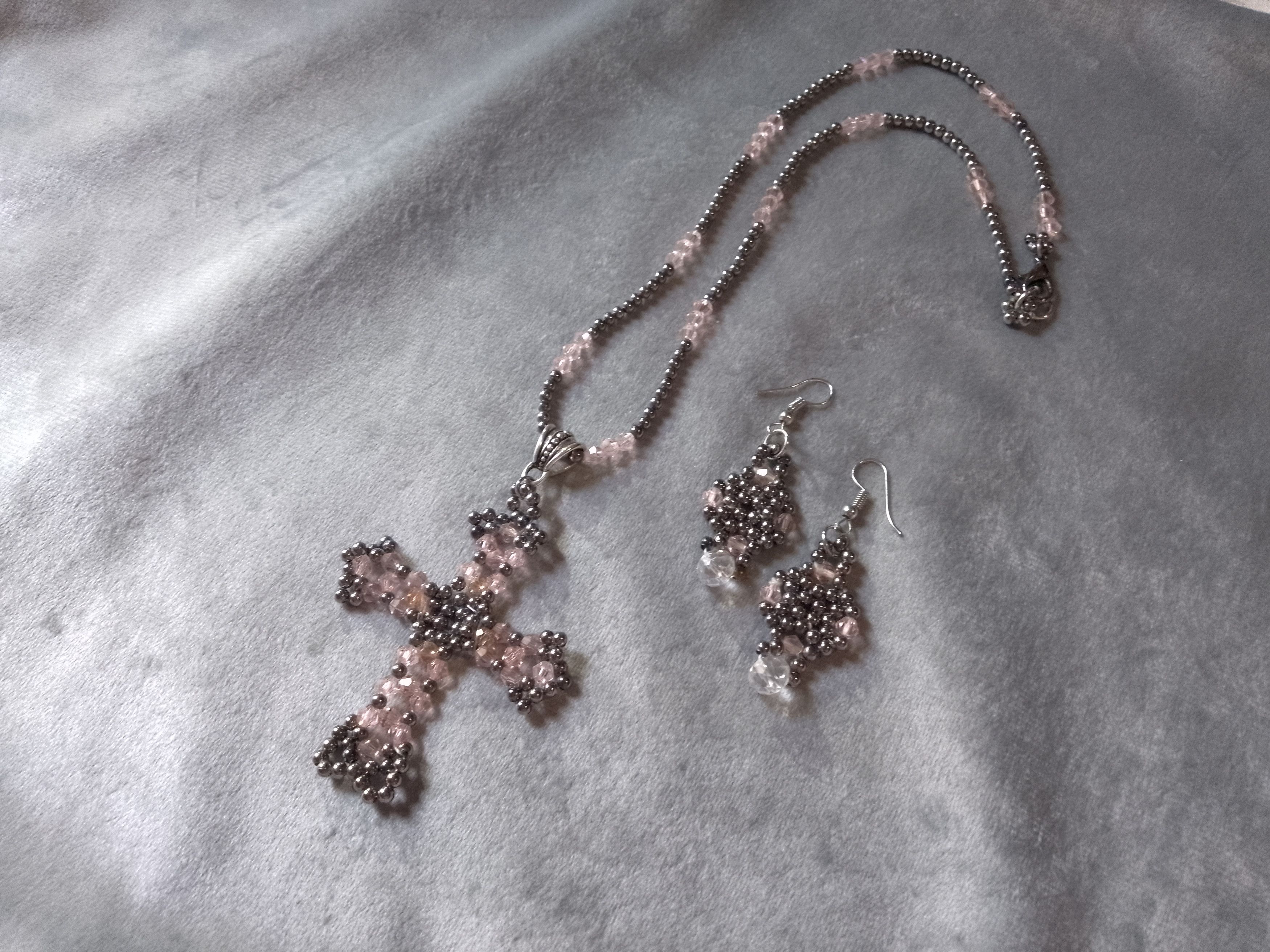 Handmade Necklace with cross pendant Earrings. Pink crystal+ brass Size ONE SIZE - 4 Thumbnail