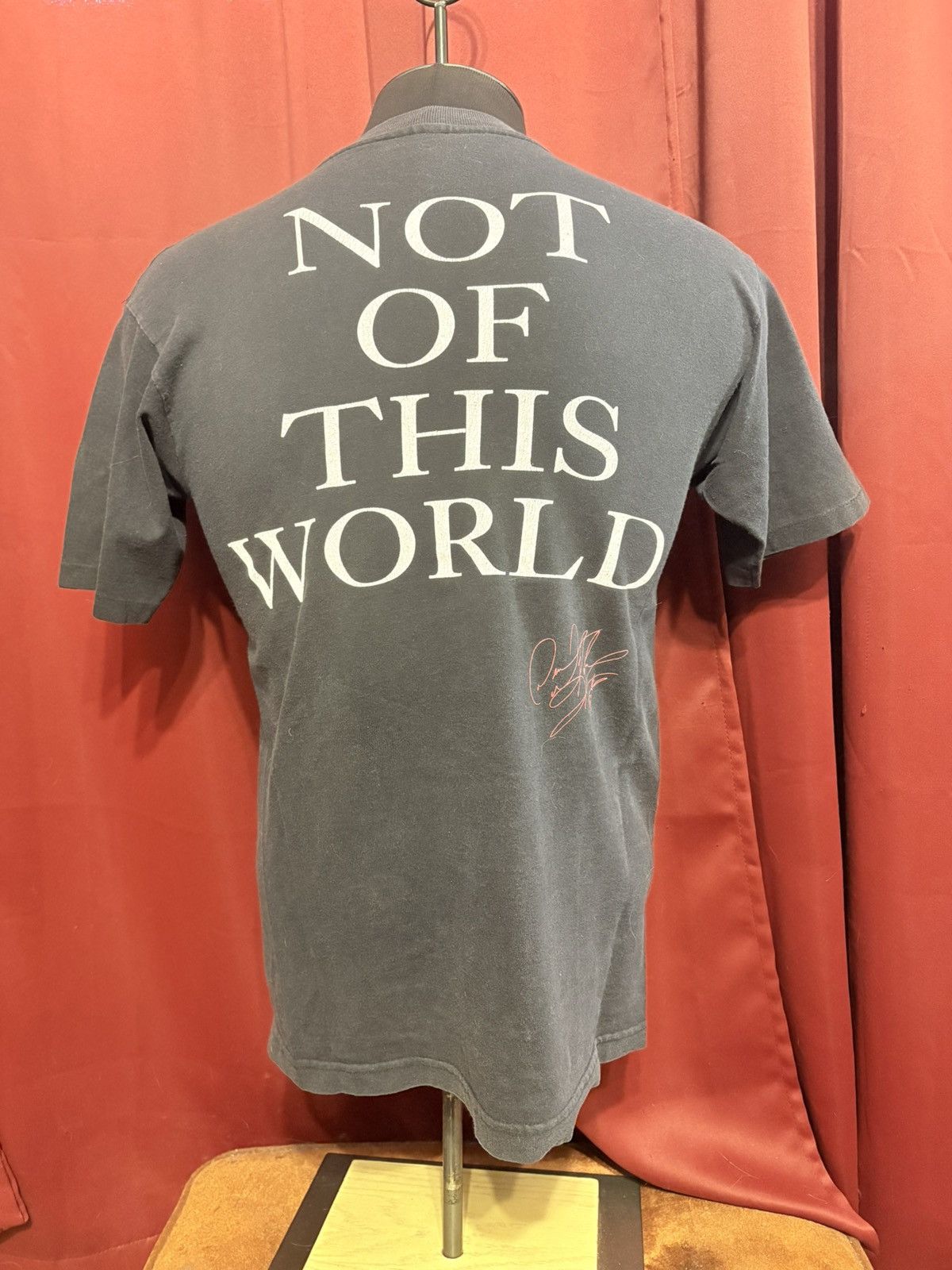 Vintage Vintage Dennis Rodman Tshirt 90’s Not of This World Grail Size US M / EU 48-50 / 2 - 5 Thumbnail