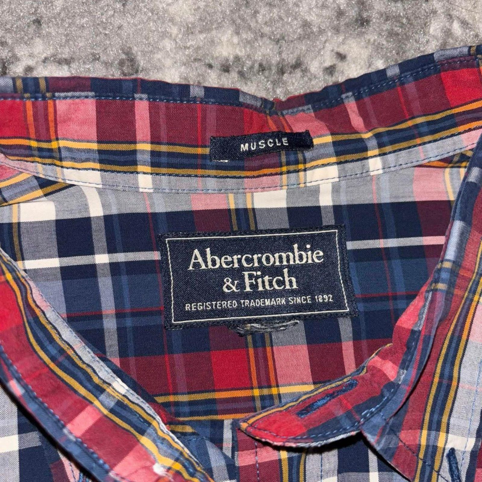 Abercrombie & Fitch 00s abercrombie fitch muscle Size US L / EU 52-54 / 3 - 2 Thumbnail