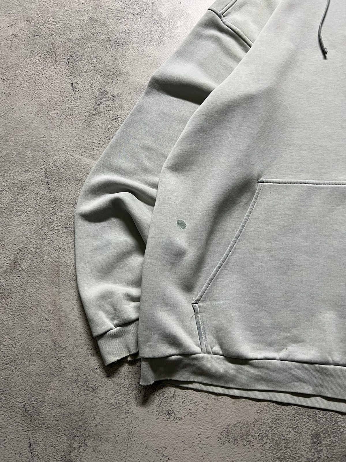 Vintage Vintage Y2k Nike 🩶 Faded Centre Mini Swoosh Hoodie 00’s Size US XL / EU 56 / 4 - 7 Thumbnail