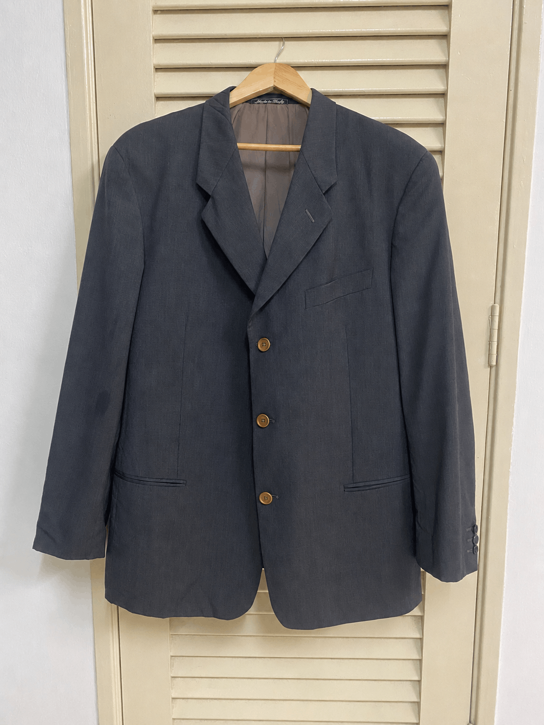 Giorgio Armani 90s Giorgio Armani Grey Blazer Made in Italy Size 42L - 1 Thumbnail