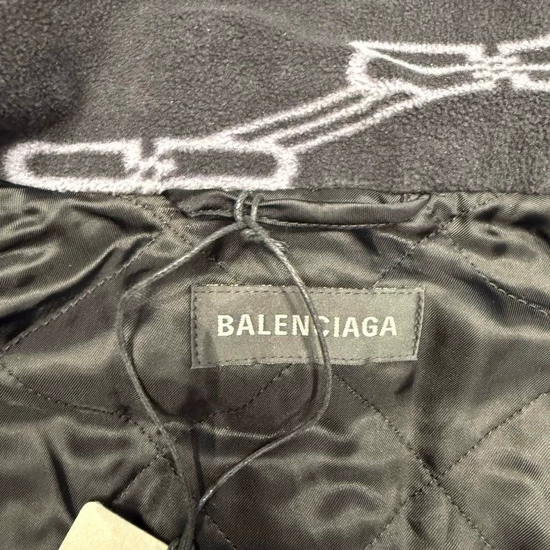 Balenciaga Balenciaga size 44 Black lock full print polar fleece jack Size US S / EU 44-46 / 1 - 8 Thumbnail