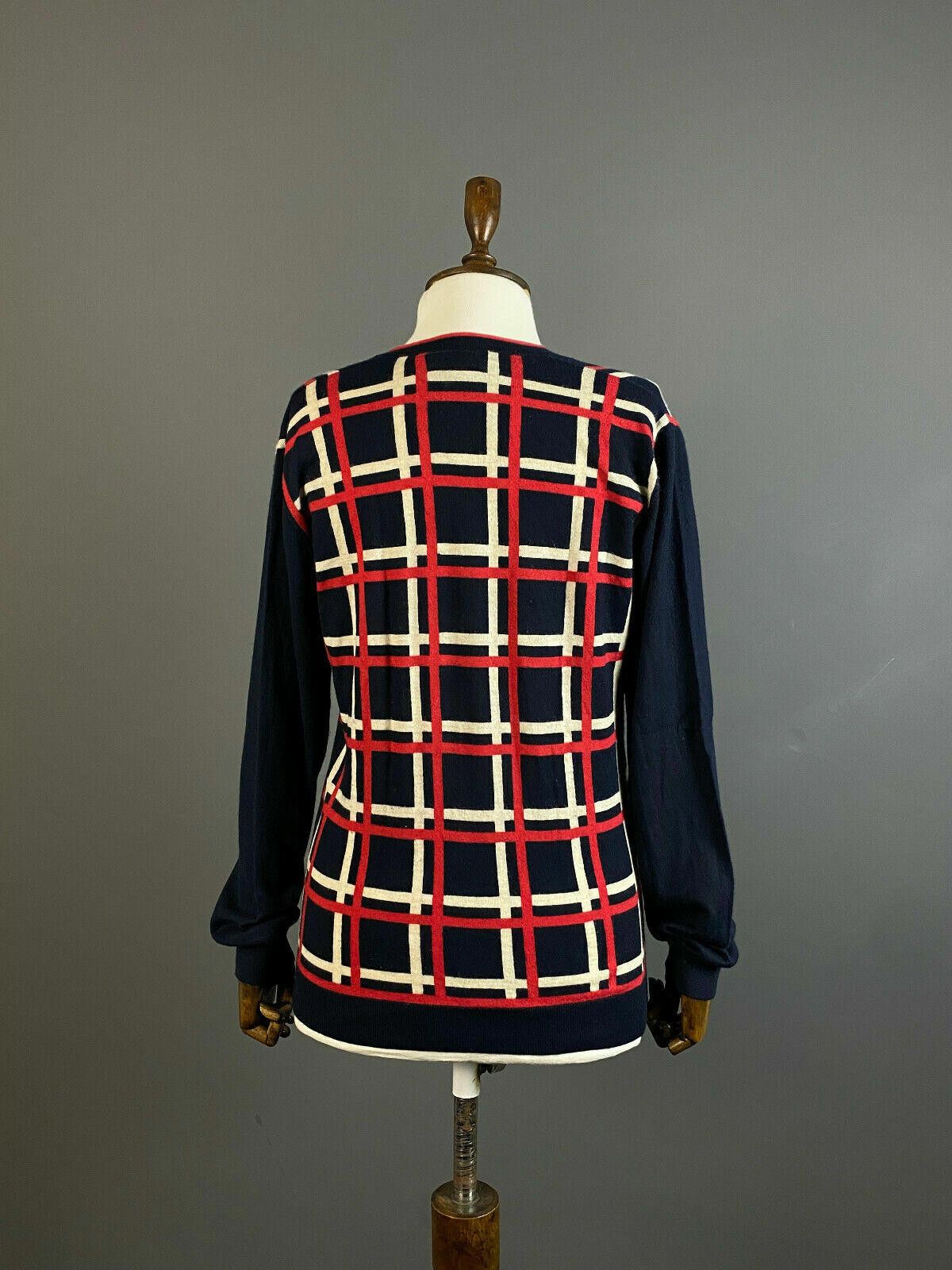 FTC Ladiess FTC V-Neck Black Check 100% Cashmere Sweater Size M / US 6-8 / IT 42-44 - 6 Thumbnail